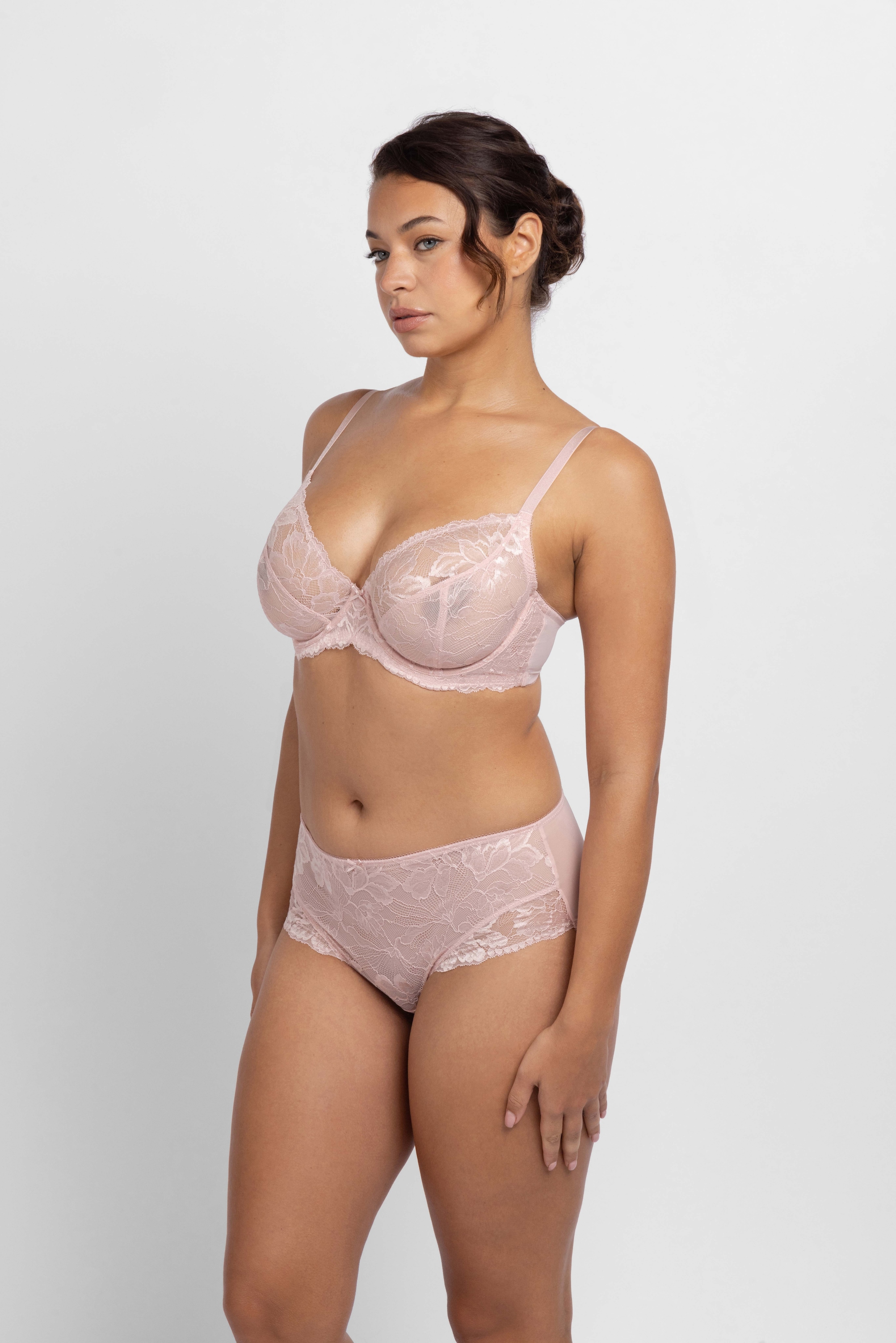 Dorina Bügel-BH »Perfect Lace« transparent, mit Spitze, mit Bügel, Cups leicht gepolstert