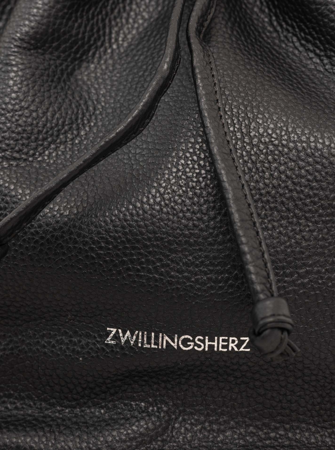 Zwillingsherz Beuteltasche »"Drawstring Bag"« Beuteldesign, Kordelzug-Verschluss, softes Leder, Herz-Anhänger