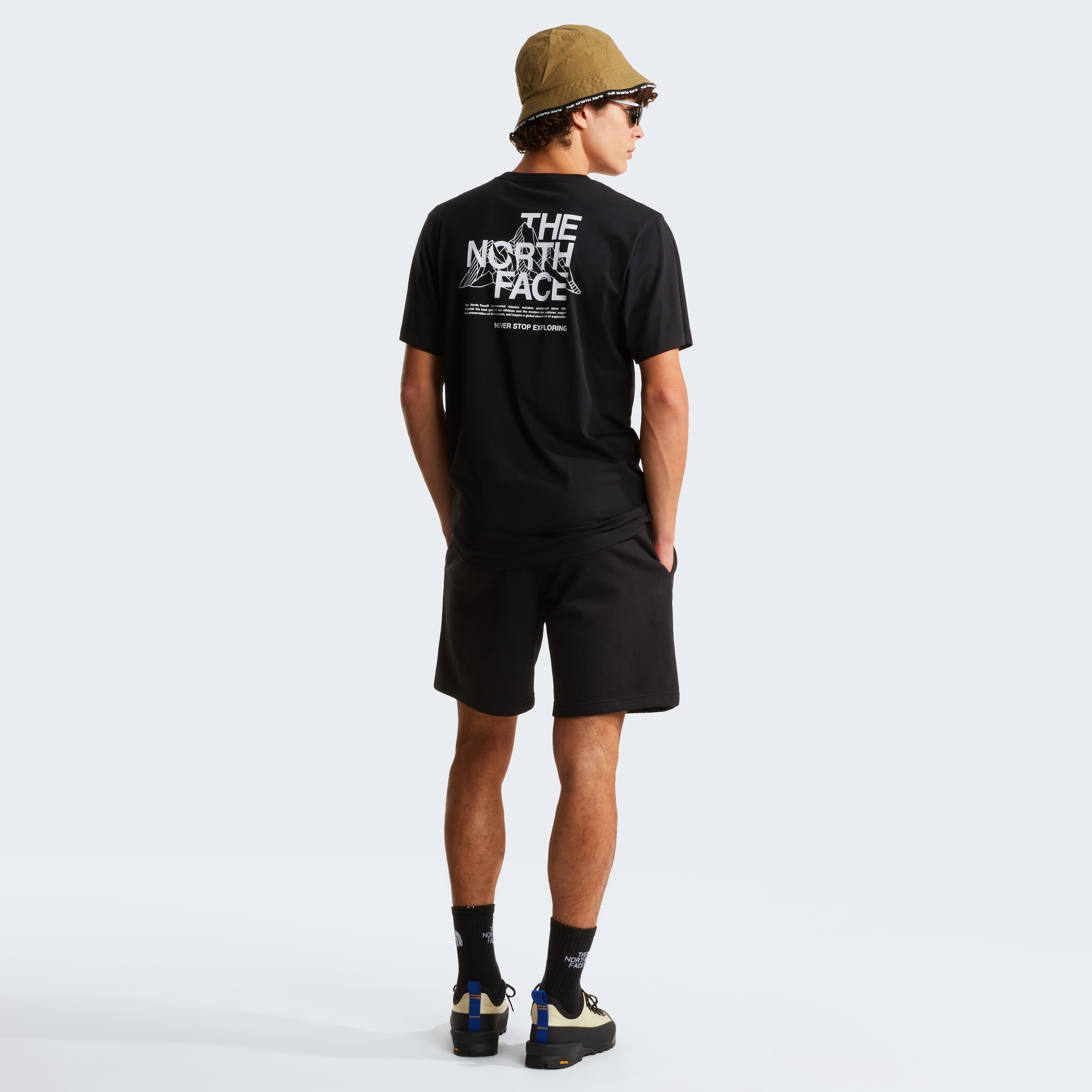 The North Face T-Shirt »M MOUNTAIN SKETCH  REGULAR SHORT SLEEVE TEE-GRAPHIC« sportlicher Stil, für aktive Erwachsene, für Sport- und Outdoormode