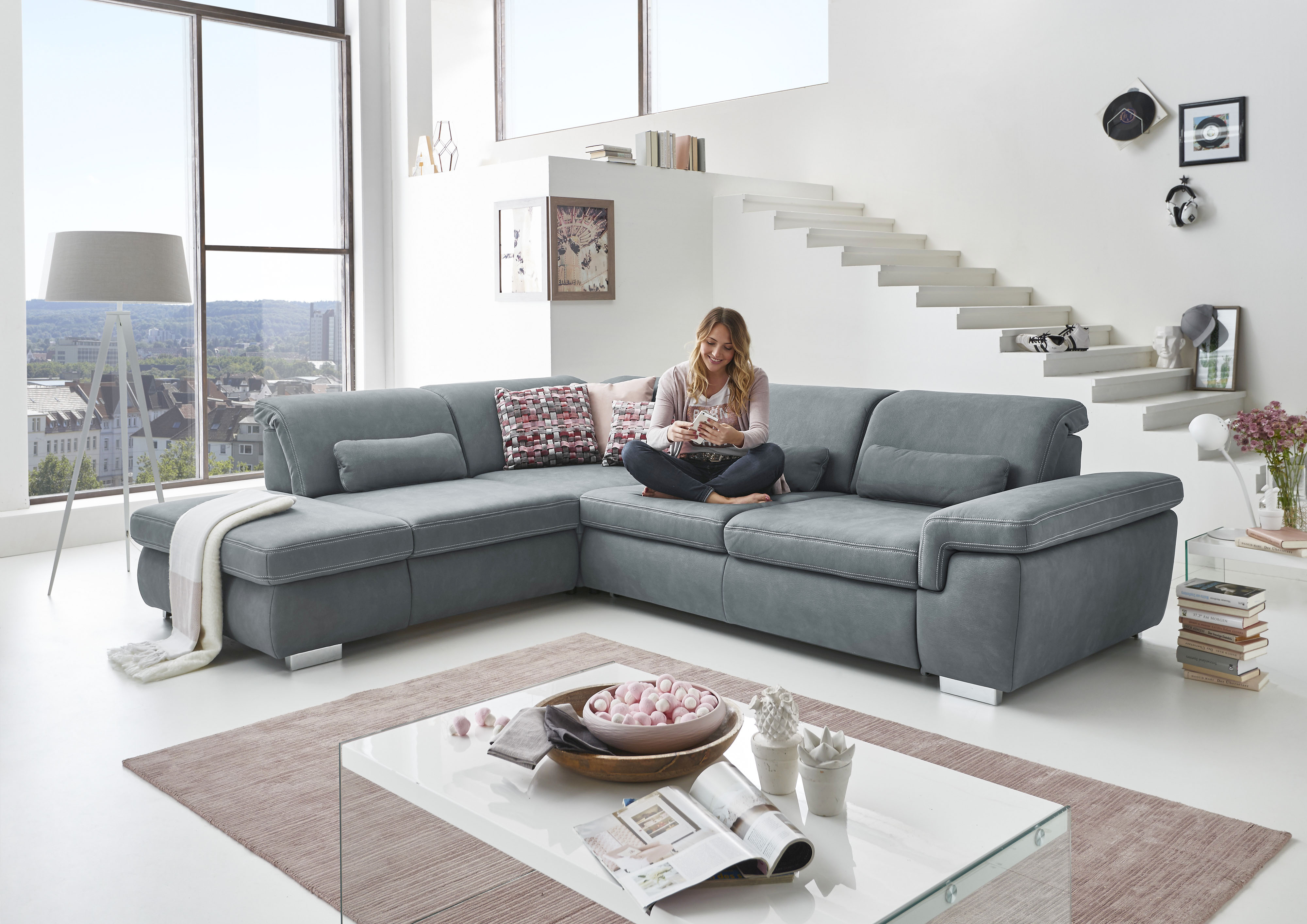 Die PlanBar Ecksofa "MP-IN17041 L-Form, Breite 320 cm" Sitztiefenverstellung, optional Kopfteilverstellung & Schlaffunktion