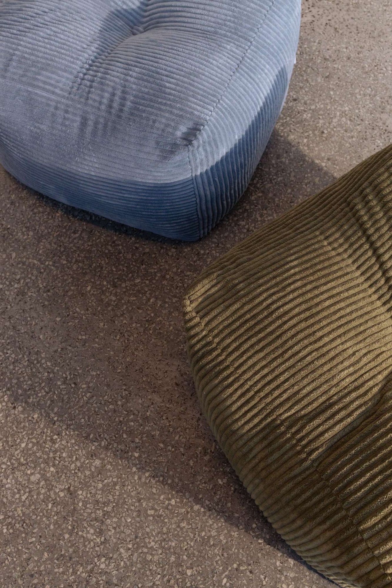 Karup Design Polsterhocker »BUDDY POUF, Sitzhocker, Bodenkissen, Chillkissen, Relaxkissen« platzsparend, handgefertigt, Platz zum Entspannen, Made in Europe