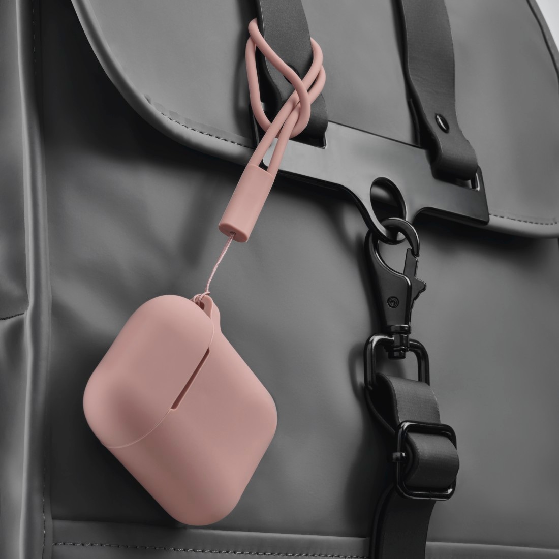 Hama Kopfhörer-Schutzhülle »Schutzhülle aus Silikon für das Ladecase AirPods 1. Gen. und 2. Gen.«, Apple AirPods (1. Generation)-Apple AirPods (2. Generation), Kratzfestes Sleeve, Ultra Slim, Wireless Charging kompatibel