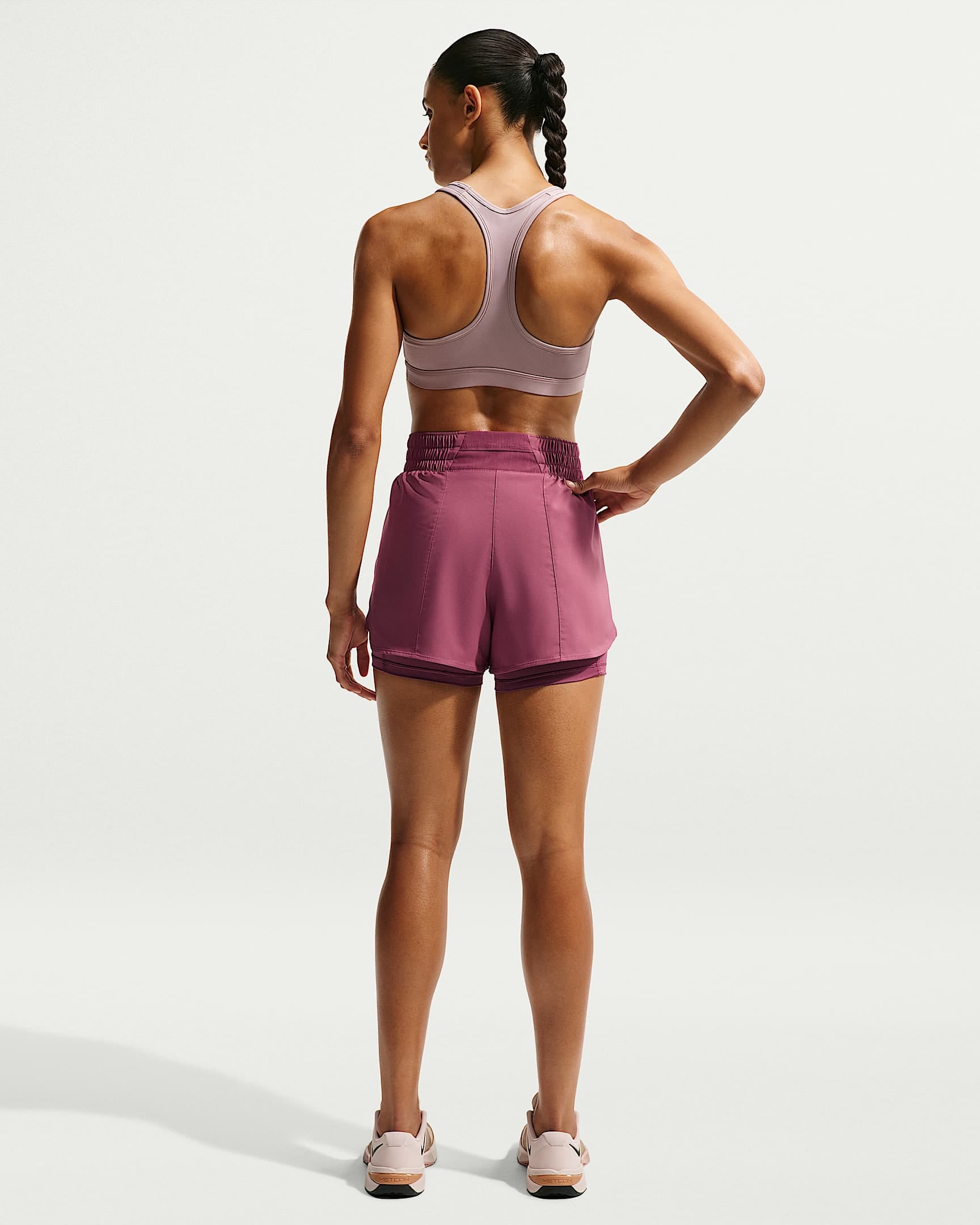 Nike Shorts »Nike One Women's Dri-FIT High-Waisted 3" 2-in-1 Shorts«  mit Taschen am Bund und innen am Futter