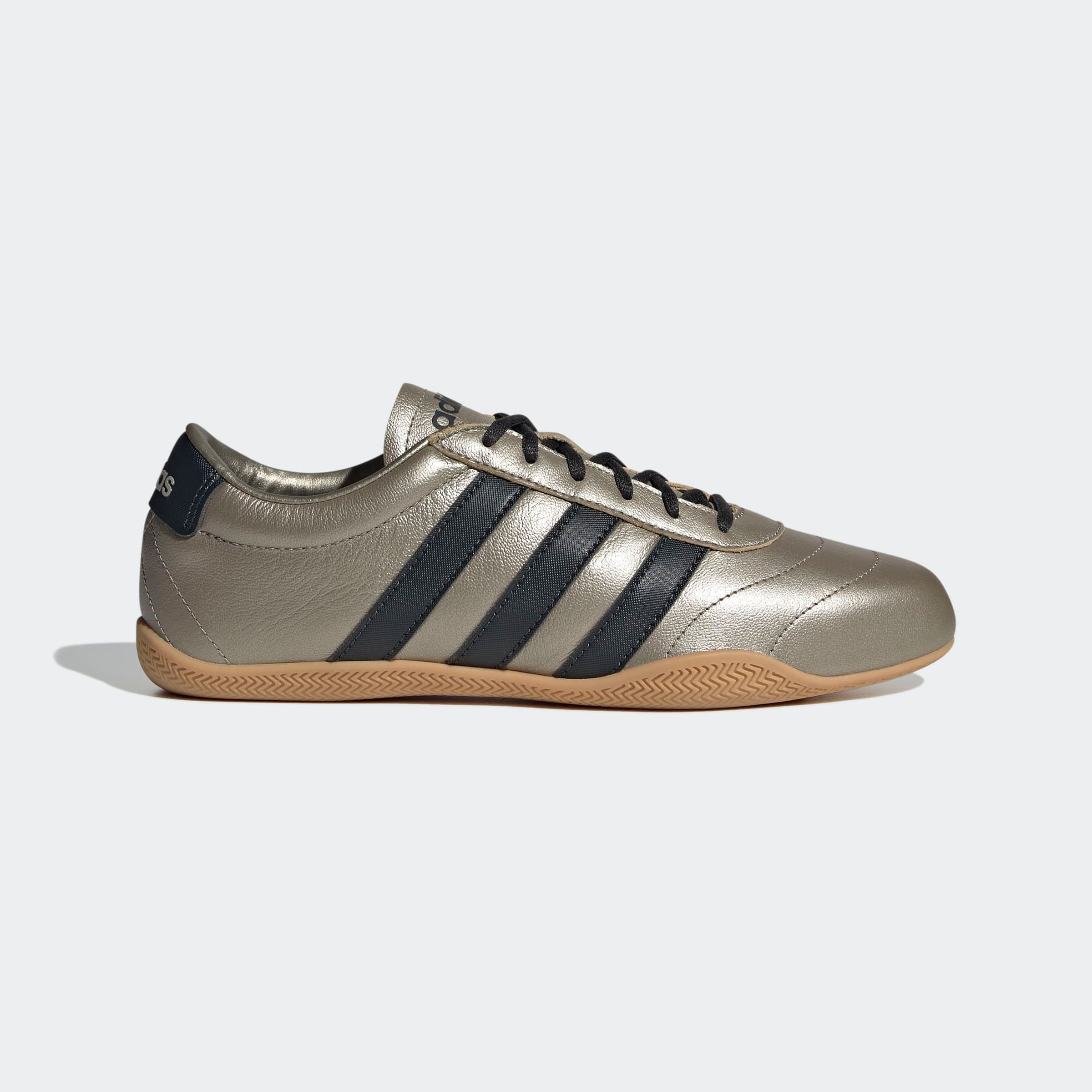 adidas Sportswear Sneaker »GRAND COURT LO E«, Design auf den Spuren des adidas Superstar