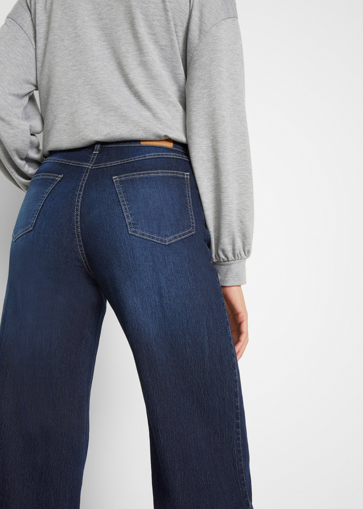 bonprix Weite Jeans »Wide Leg Jeans Mid Waist, Stretch« 2 Stk. im Five-Pocket Style und mit leicht ausgestelltem Bein