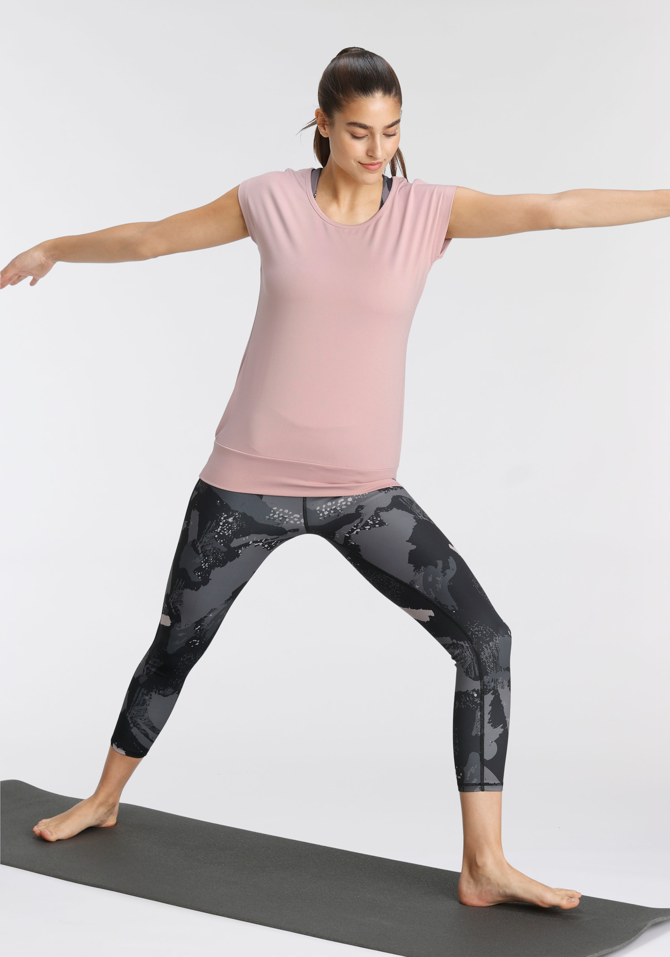 Ocean Sportswear Yoga & Relax Shirt »Soulwear - Essentials Yoga Shirts«,  (Packung, 2er-Pack) bei OTTOversand | Funktionsshirts