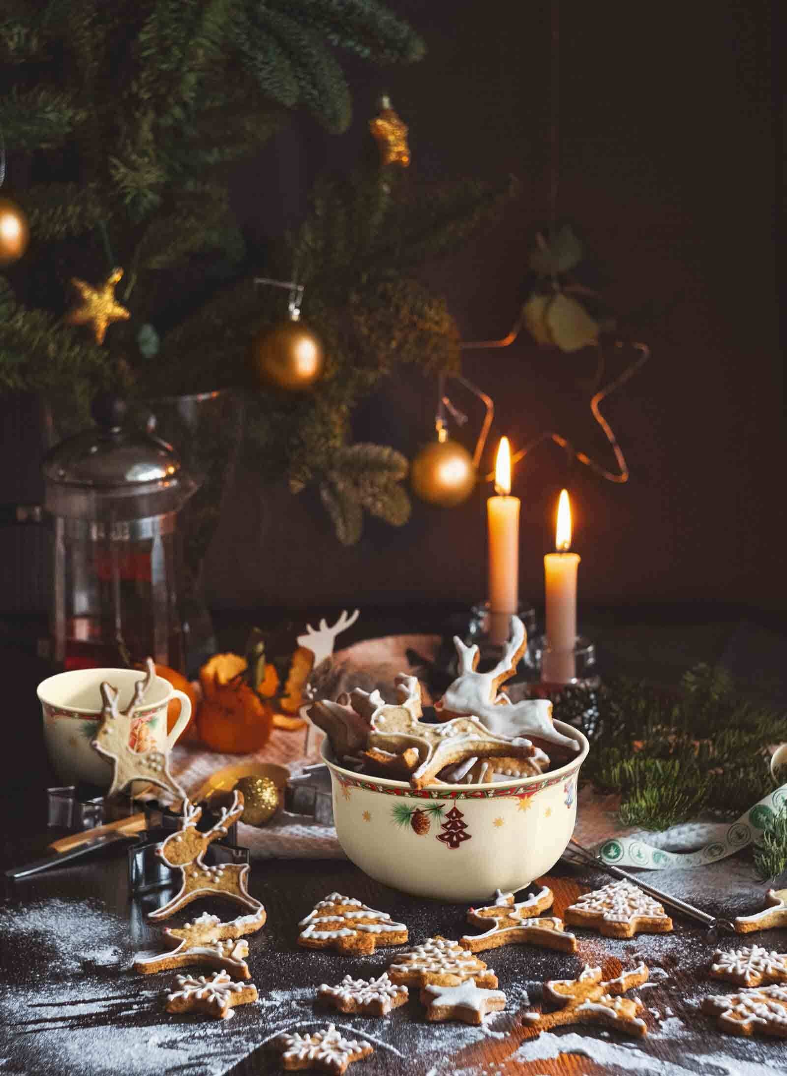 Seltmann Weiden Tasse »Kaffeetasse mit Untertasse Marieluise Weihnachtsnostalgie 230 ml 2er Set creme«