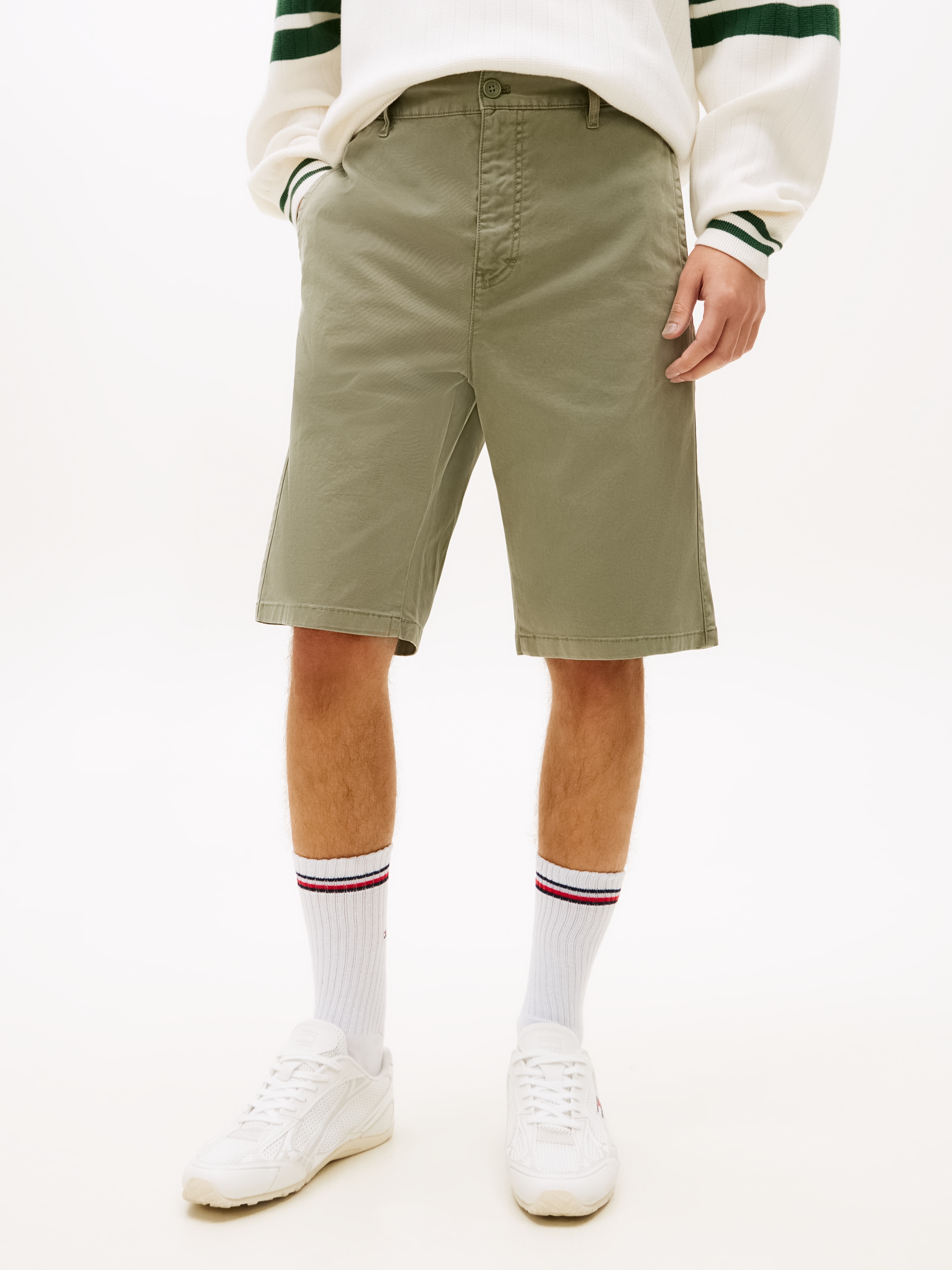 Tommy Jeans Chinoshorts »TJM OTIS COTTON CHINO«  Regular fit mit praktischen Taschen