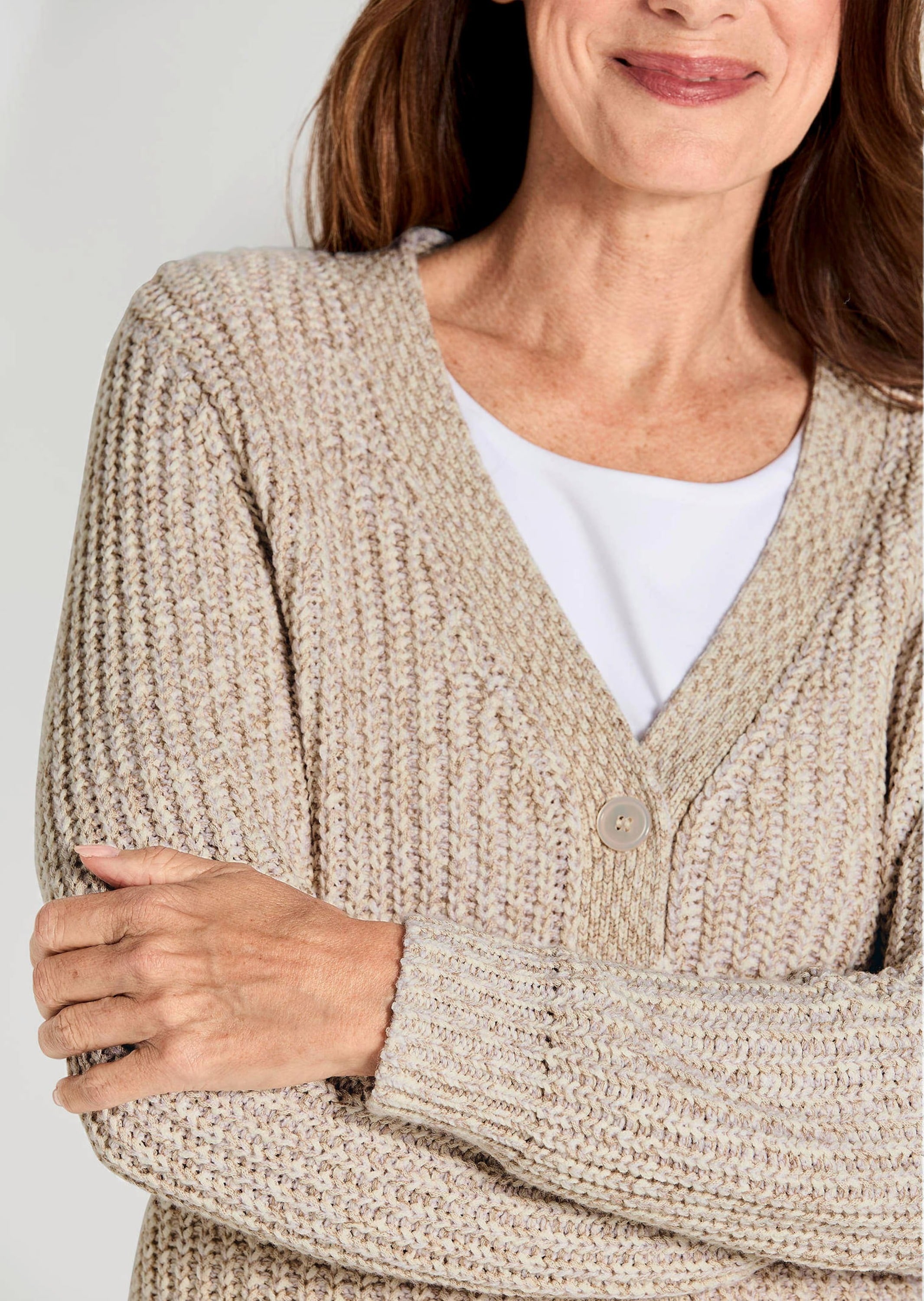 GOLDNER Strickjacke »Kurzgröße Langarm Strickjacke mit V-Ausschnitt«