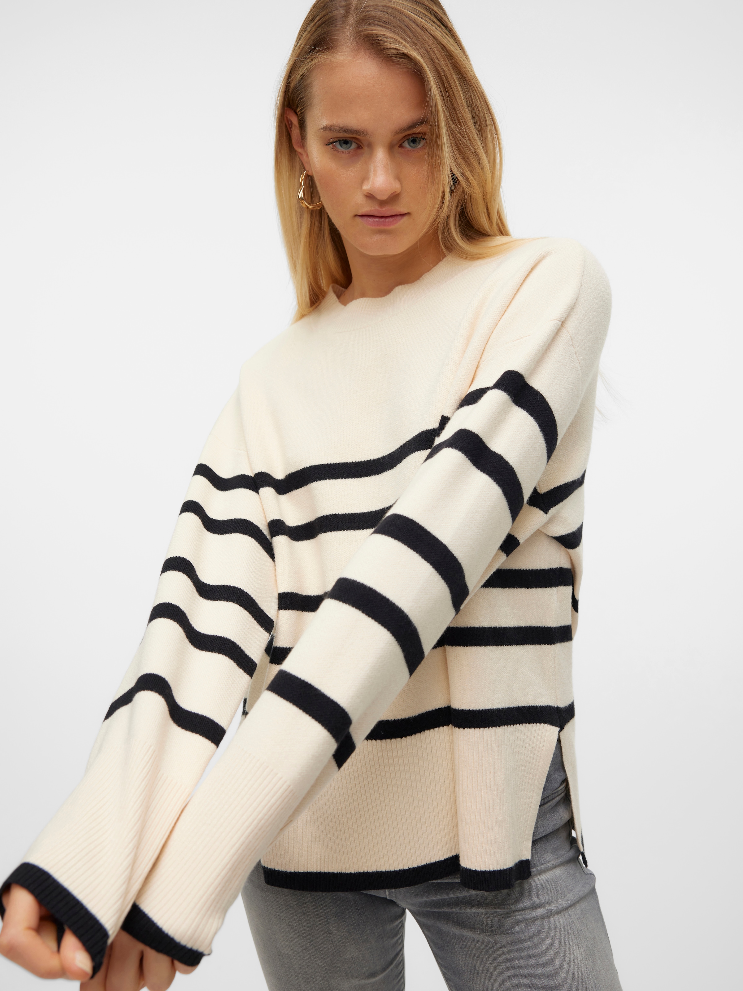 Vero Moda Rundhalspullover »VMSABA LS O-NECK STRIPE PULLOVER GA NOOS« mit Streifenmuster