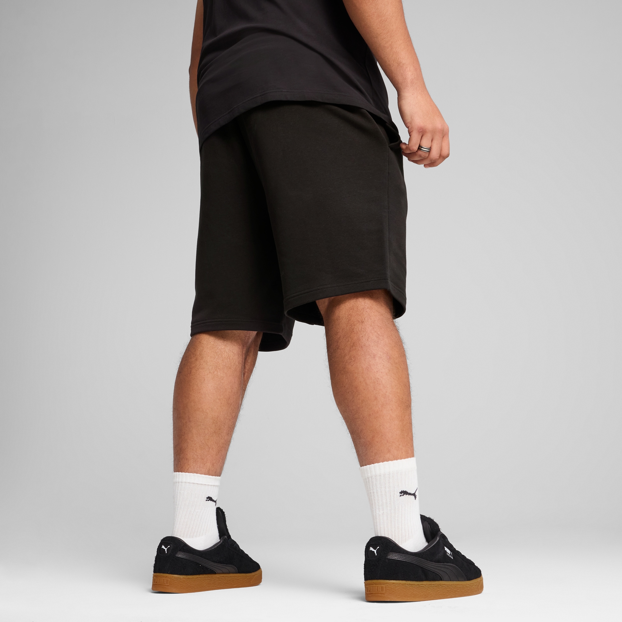 PUMA Trainingsshorts »ESS NO. 1 LOGO SHORTS 10"«, Sweatshorts mit weichem French Terry Material