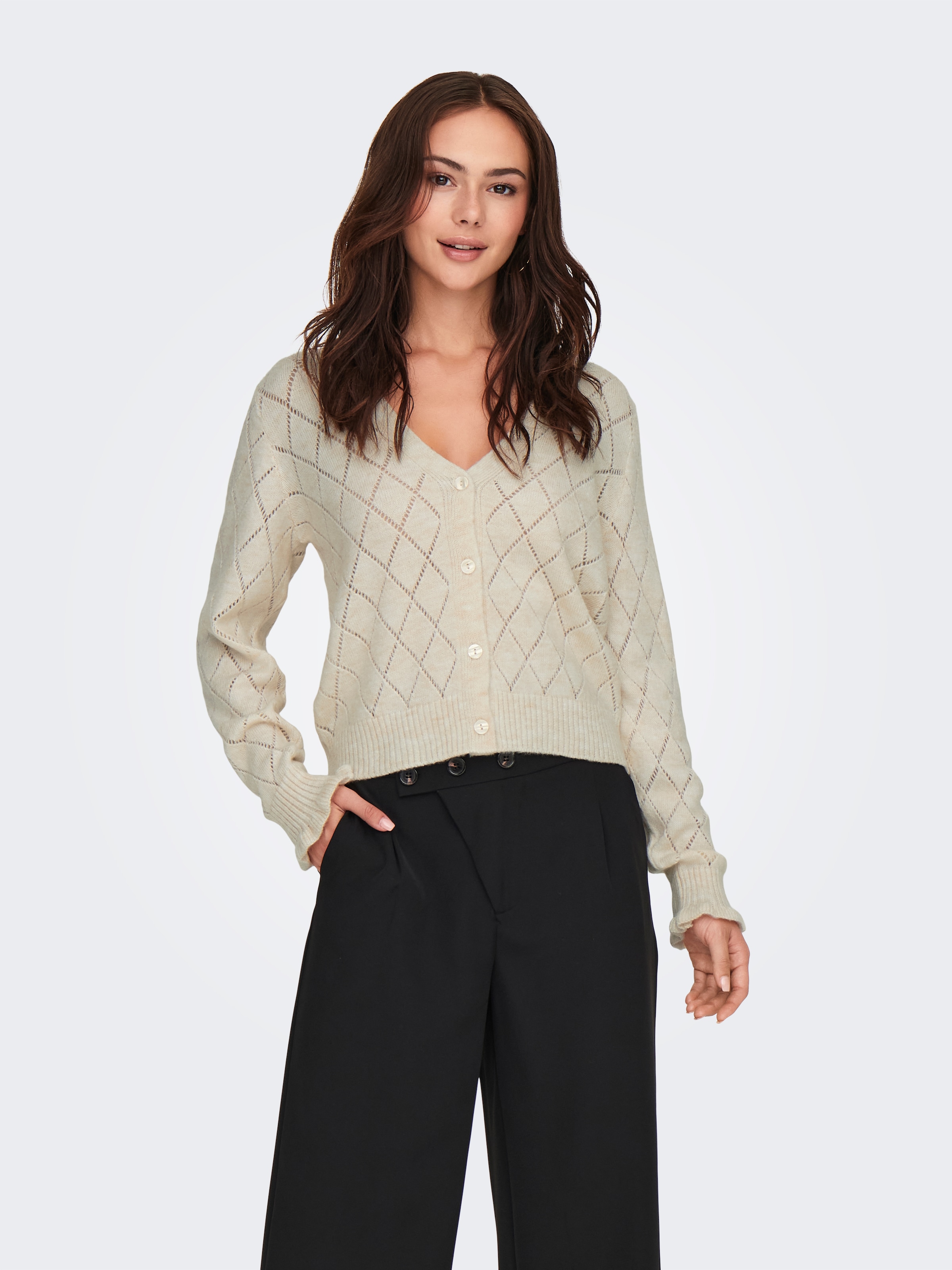 JDY Strickjacke »JDYLETTY L/S V-NECK STRUC CARDI KNT NOOS«
