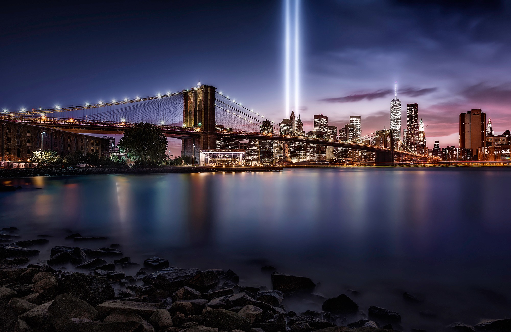 Papermoon Fototapete »Photo-Art  JAVIER DE LA, UNVERGESSLICH 9-11«