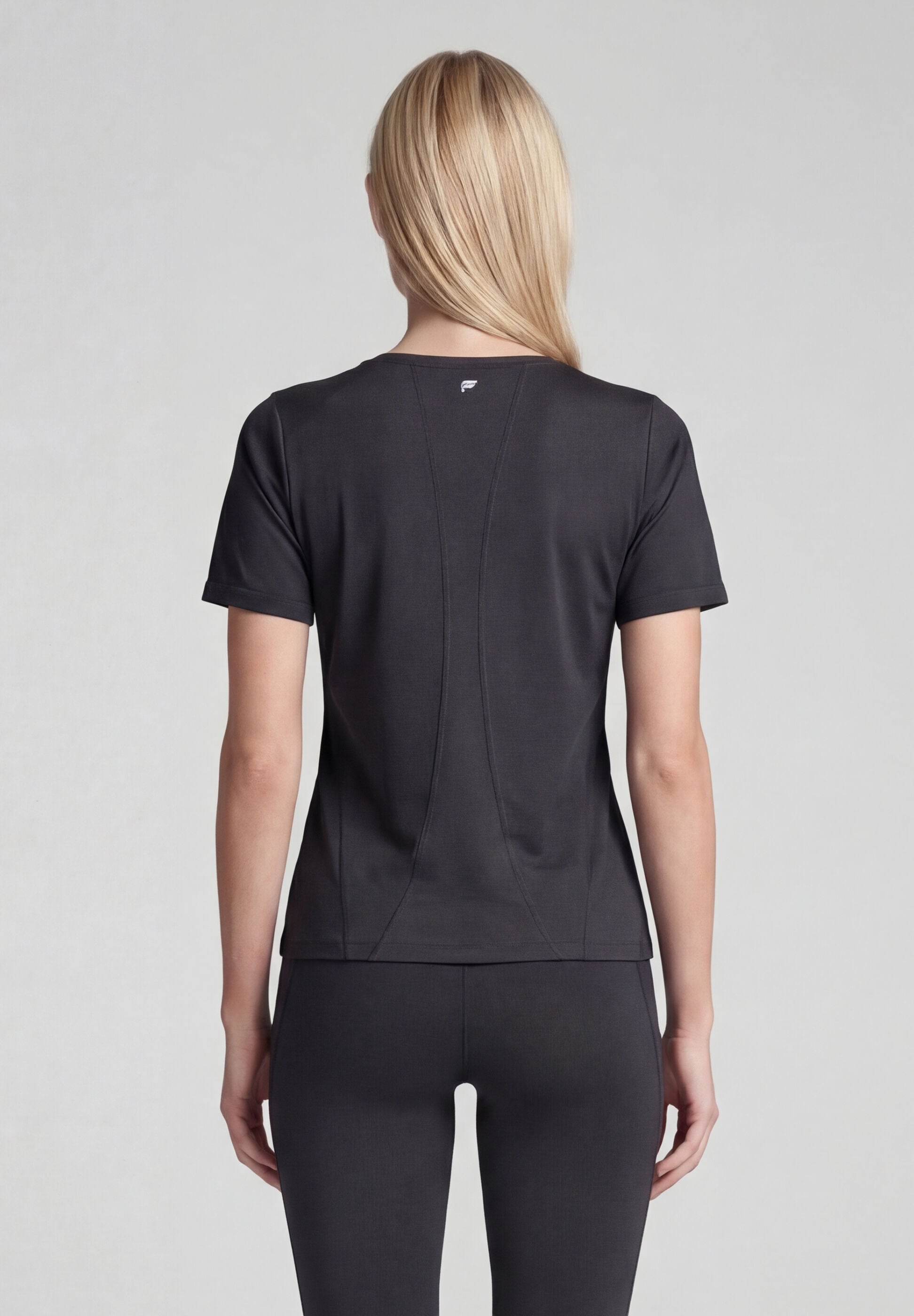 Fabletics Shirttop »Fabletics Top FEATHER TECH+ SHORT-SLEEVE TOP« aus leichtem Gewebe