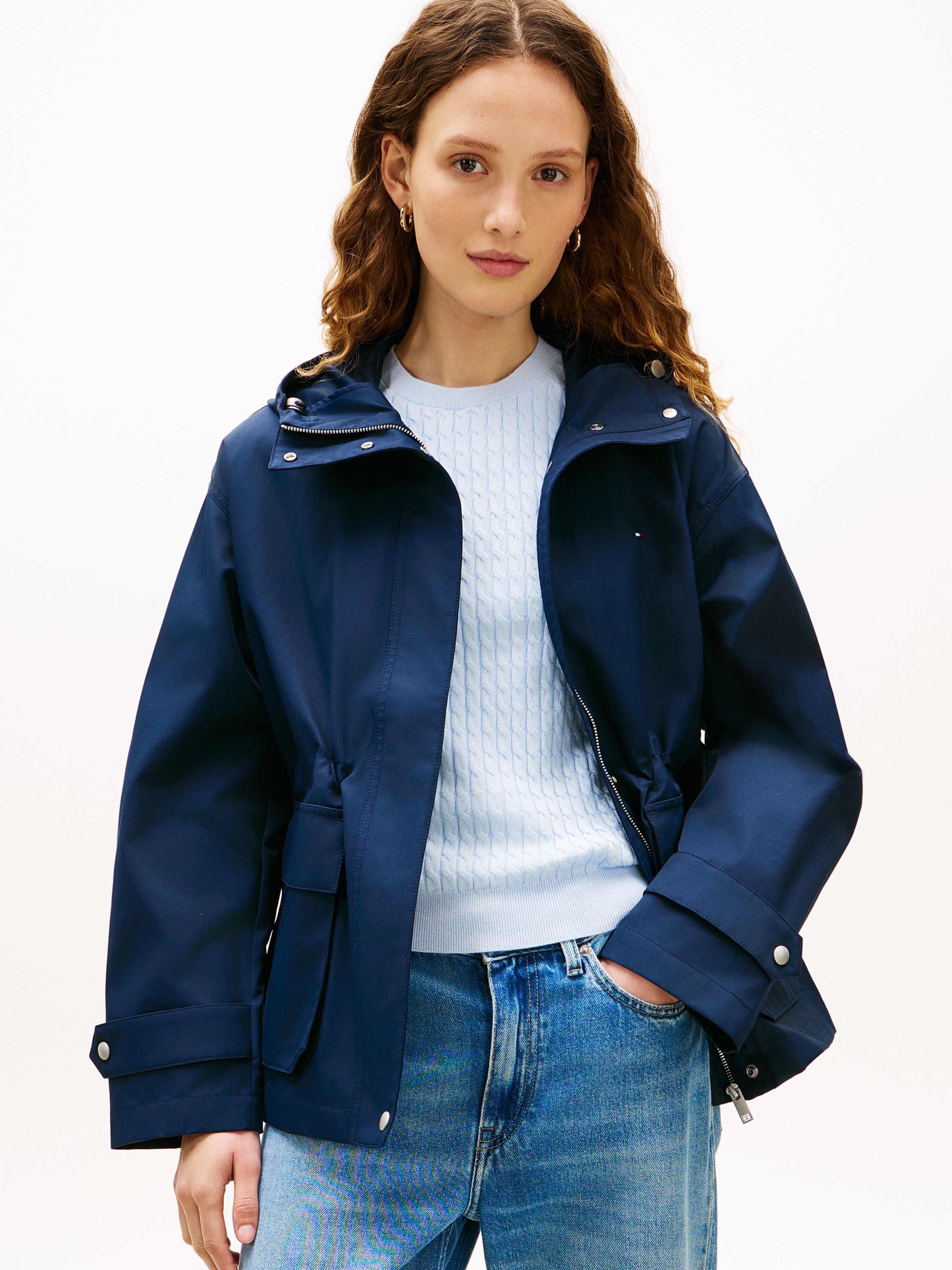 Tommy Hilfiger Outdoorjacke »COTTON NYLON UTILITY SHORT PARKA« mit Kapuze mit verdecktem Reißverschluss