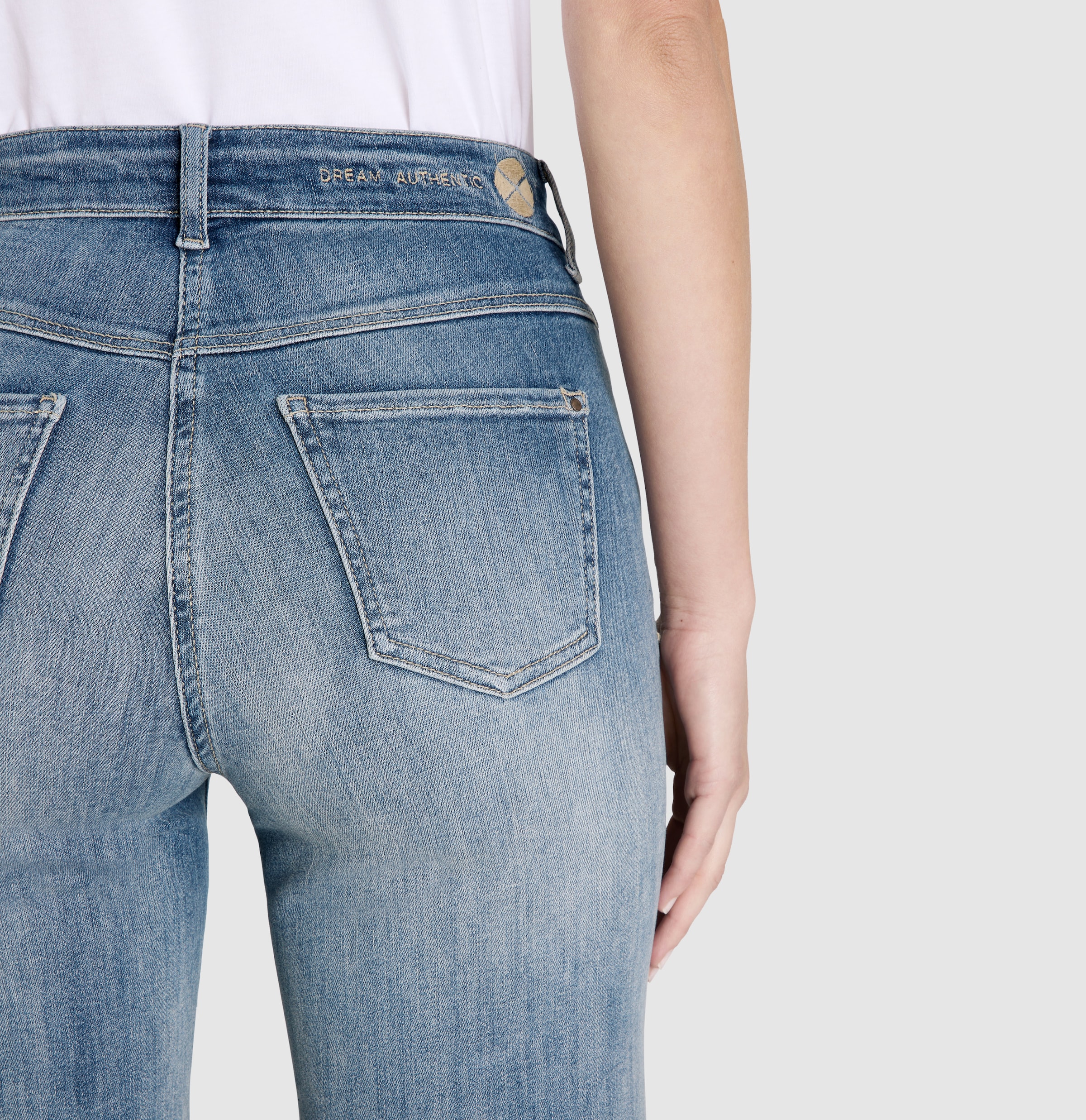 MAC Weite Jeans »Dream Wide authentic«, mit formendem Shaping-Effekt