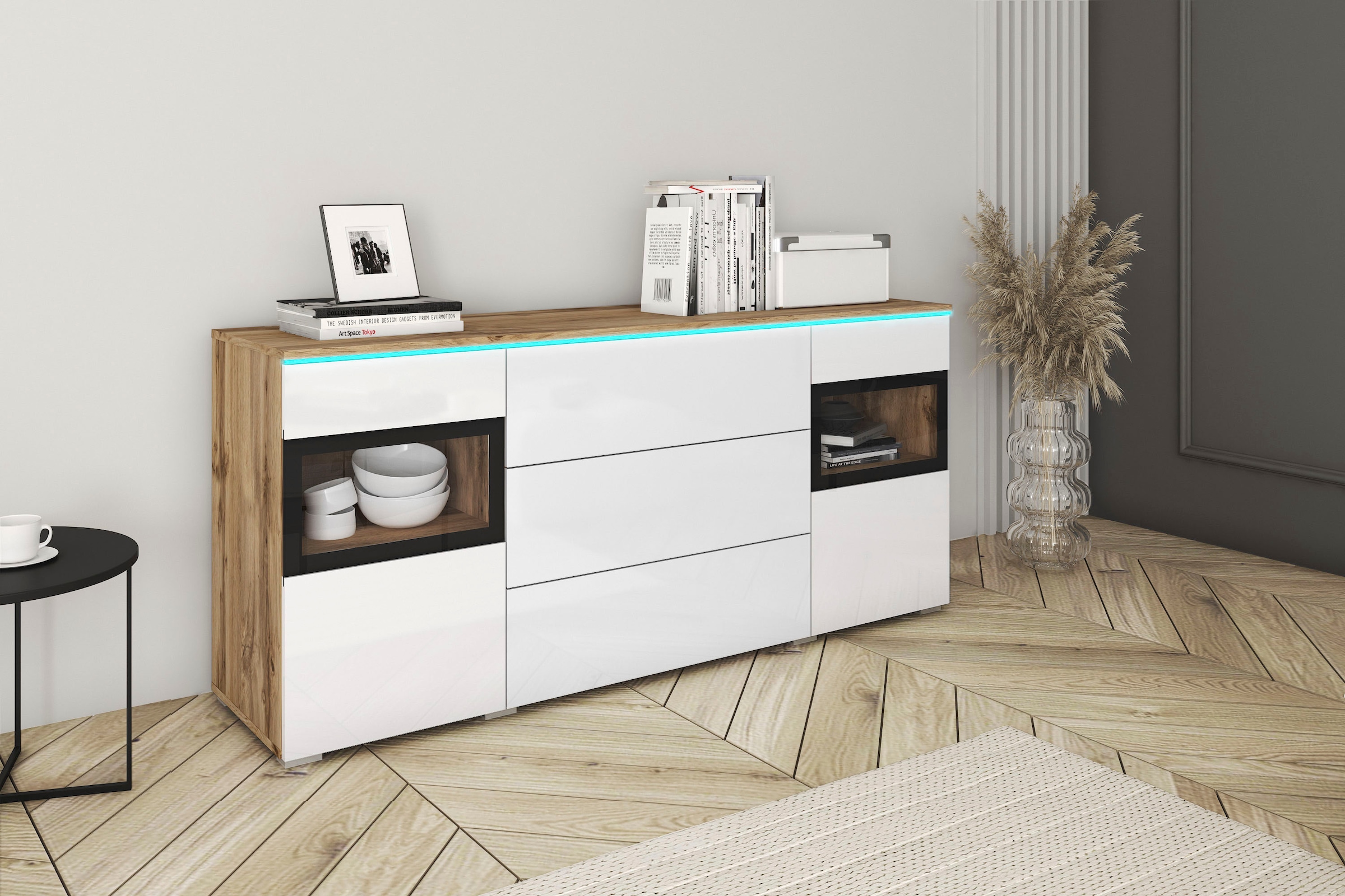 INOSIGN Sideboard »VERA«, Moderne grifflose Kommode,verstellbare Einlegeböden