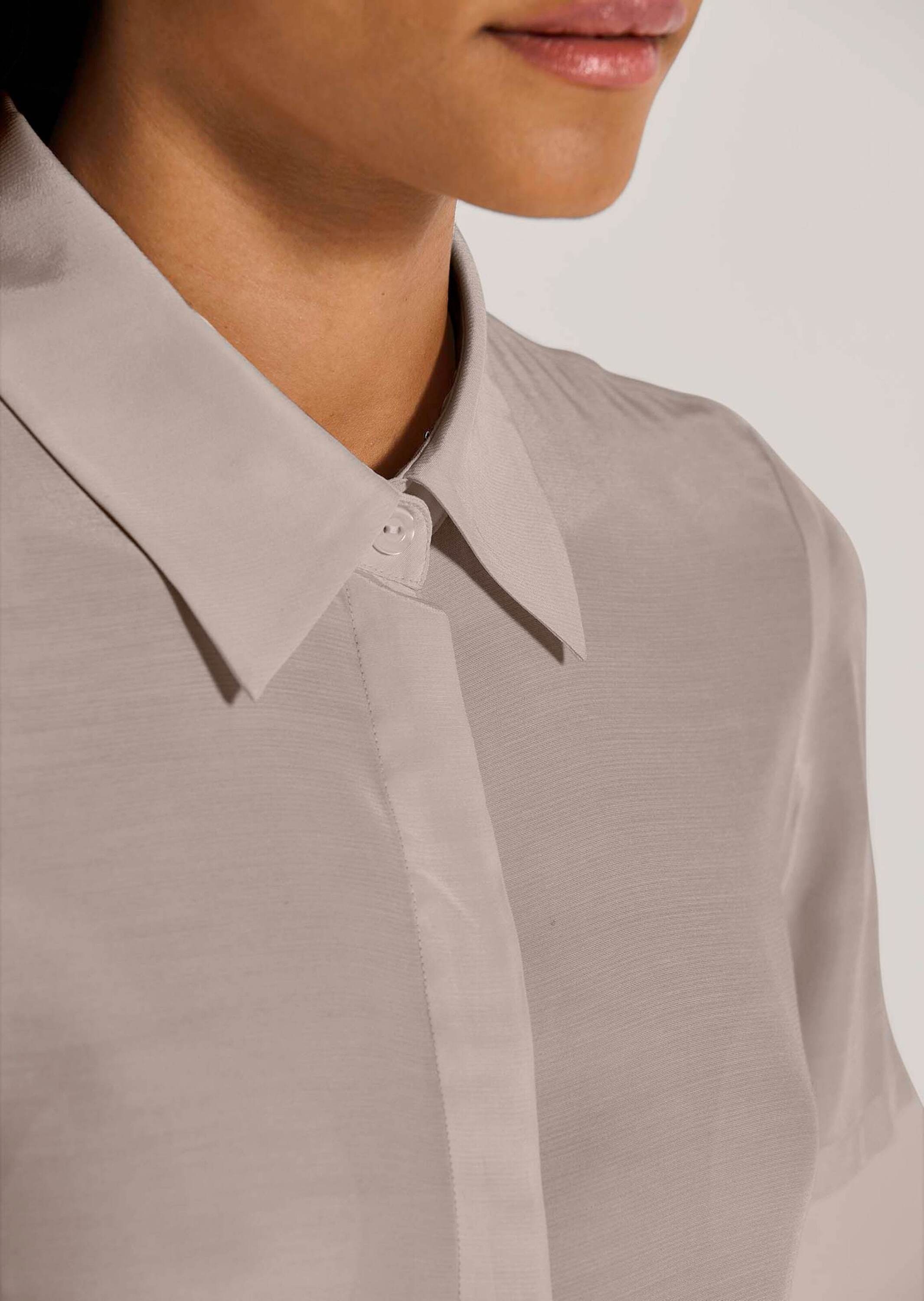 MADELEINE Kurzarmbluse »Bluse Kurzarm-Bluse aus Viskose«