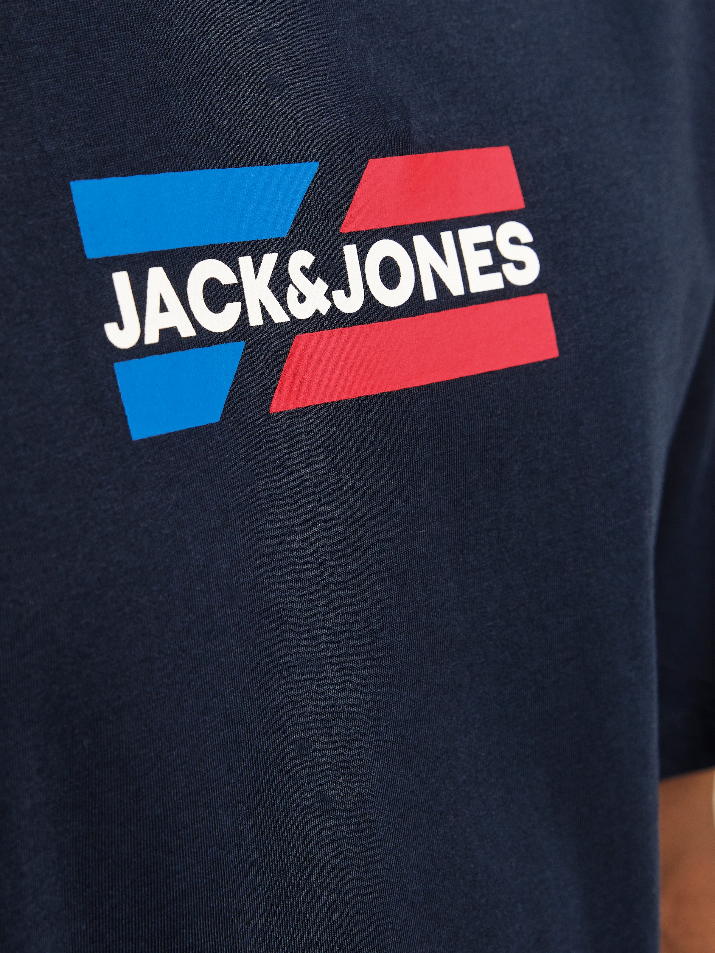 Jack & Jones Rundhalsshirt »JJECORP GRAPHIC TEE SS O-NECK NOOS«, mit Logo Print