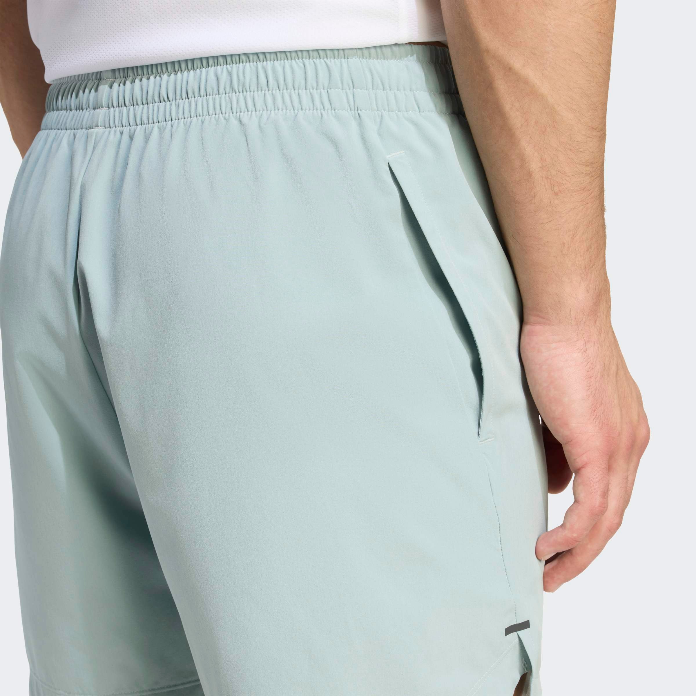 adidas Performance Shorts »D4T ESS SHORTS«