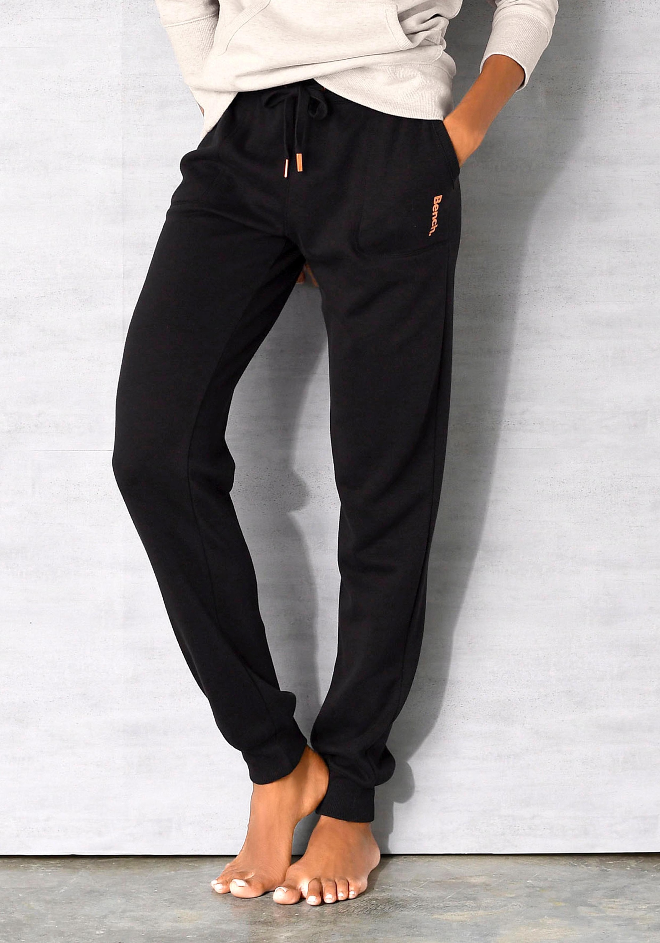 Bench. Loungewear Loungehose »-Sweathose«, mit kaufen Taschen, Online OTTO Shop Loungeanzug im aufgesetzten