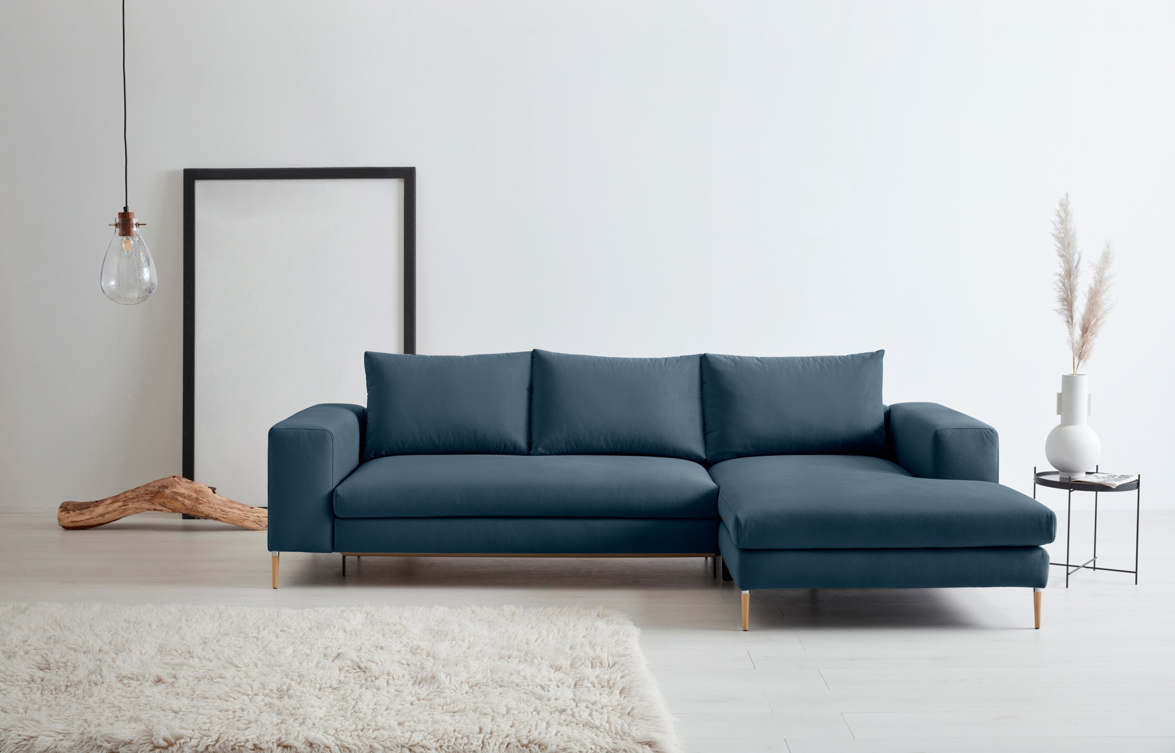OTTO products Polsterecke »Finnja, softer, legerer Sitzkomfort, bequem, zeitloses Design, L-Form«, Mit Bettfunktion & Bettkasten