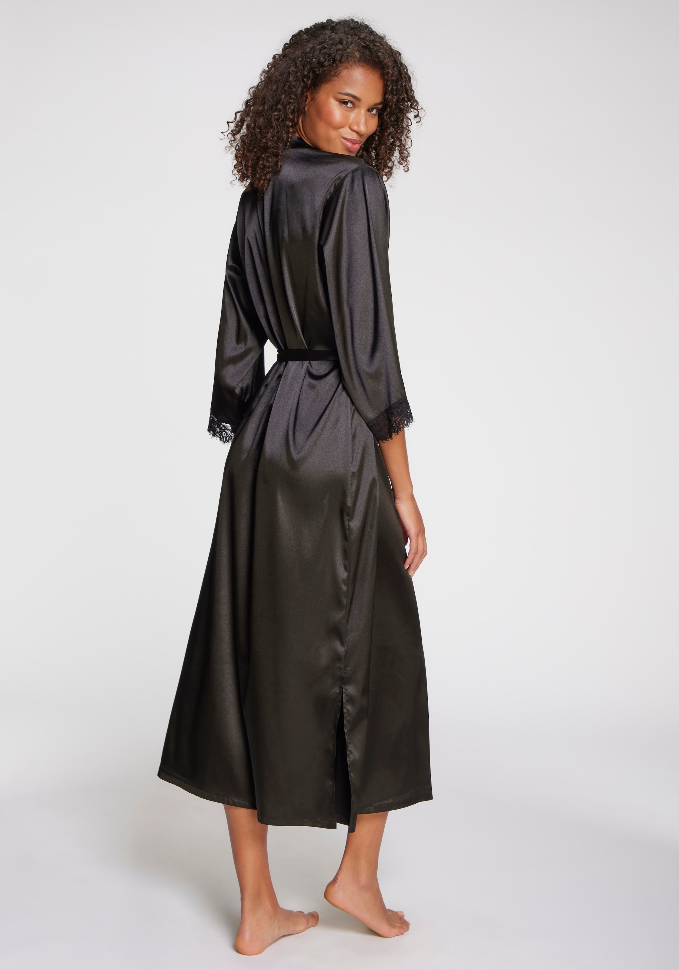 LASCANA Kimono 1-teilig,  Mit spitze besetzte Ärmel