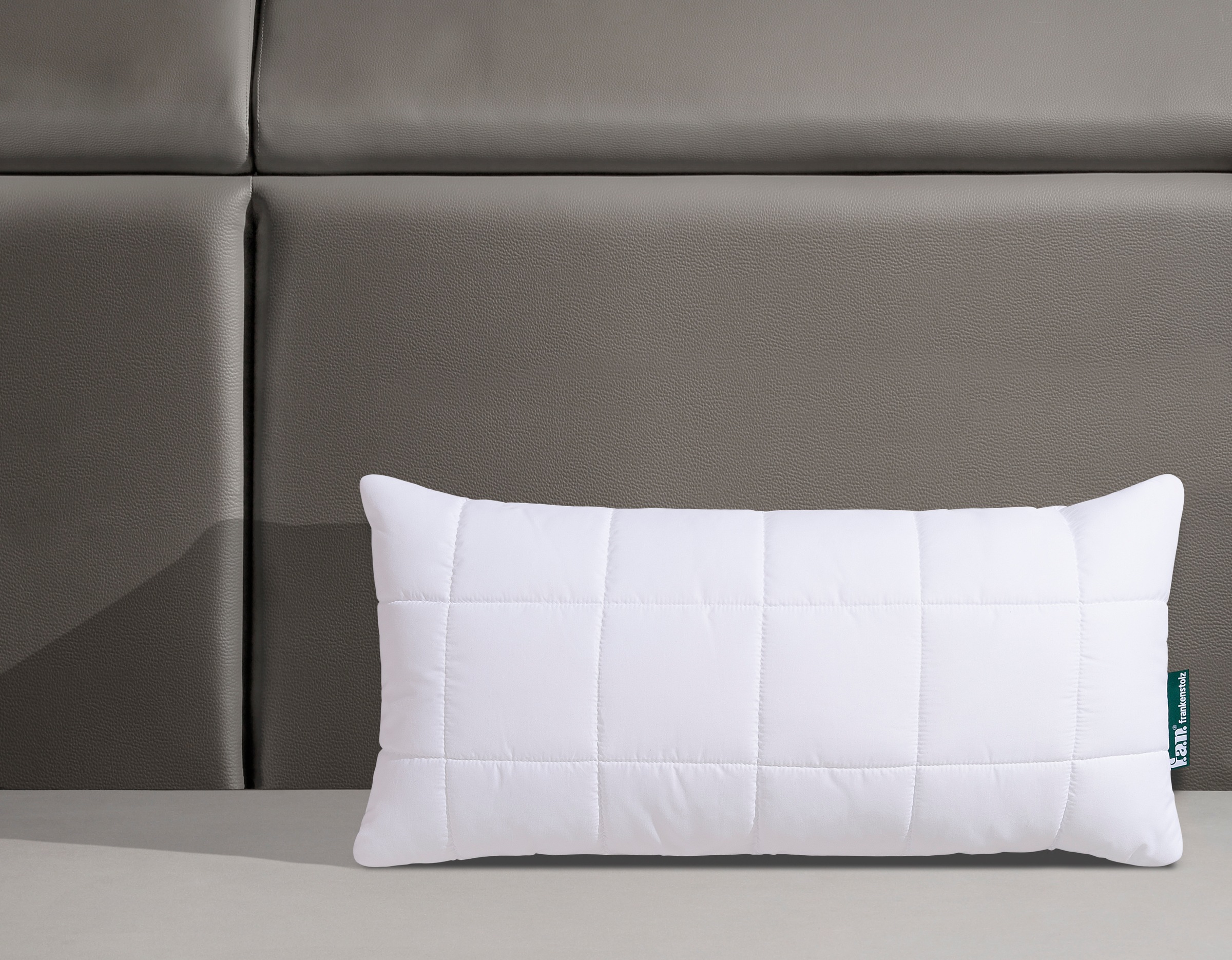 fan Microfaserkissen »Komfort Plus«, Füllung: 100% Polyester, Bezug: 100% Polyester, (1 St.), leichtes, weiches Kissen