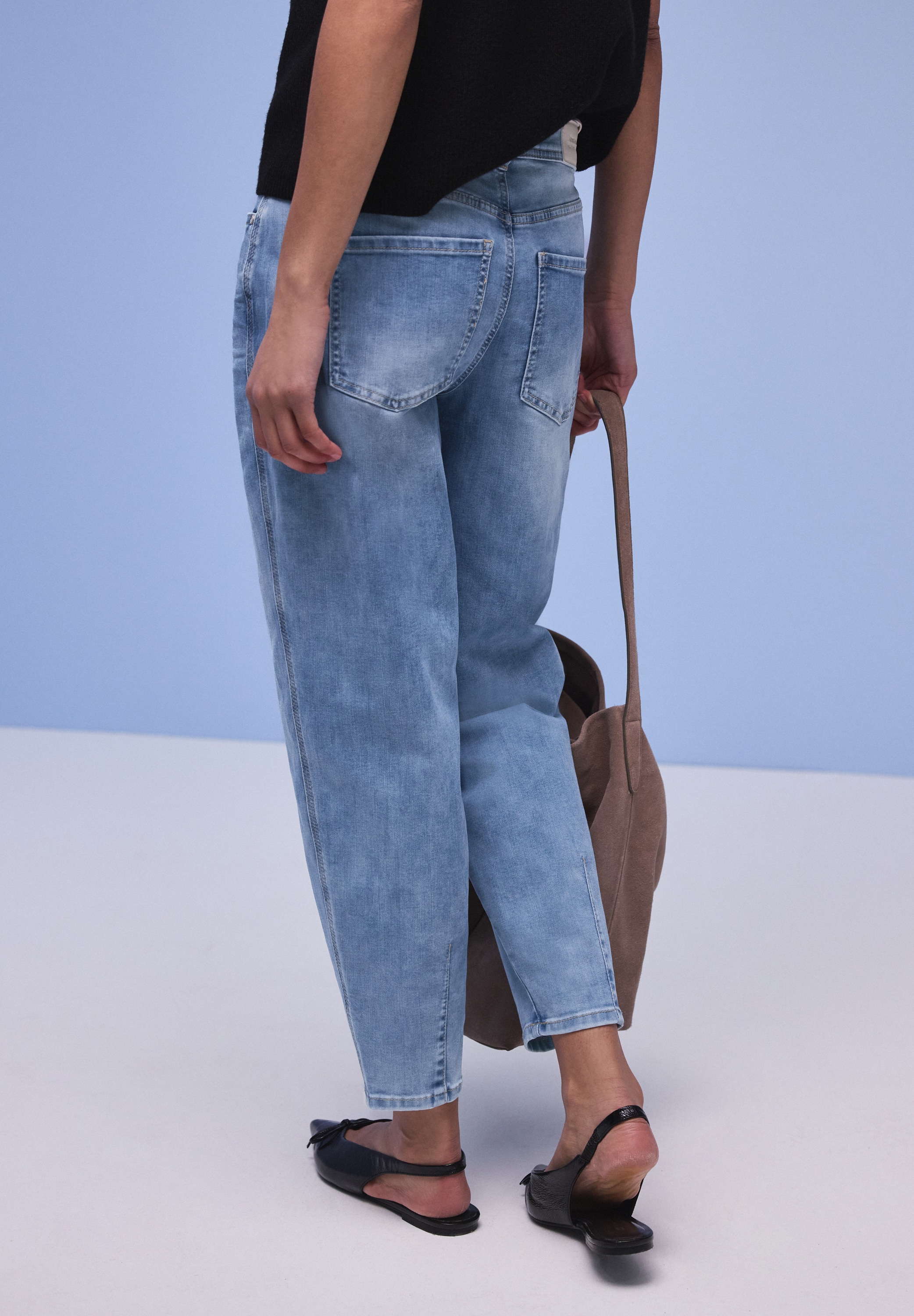 STREET ONE Loose-fit-Jeans »Style KARLIE« Barrel Legs, mit Viskose und Stretch