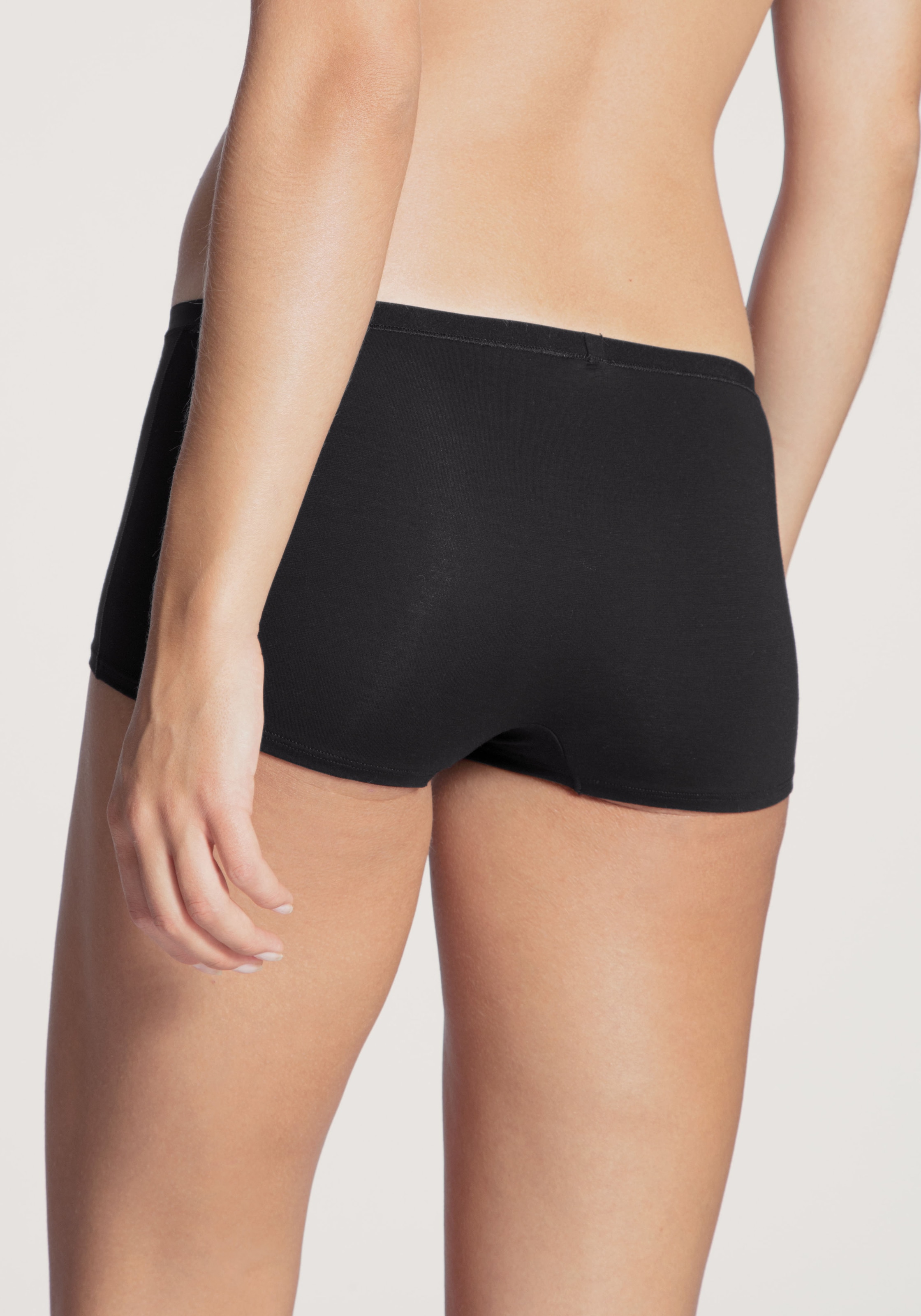 CALIDA Panty »Natural Comfort«, mit natürlichem Glanz und glattem Griff