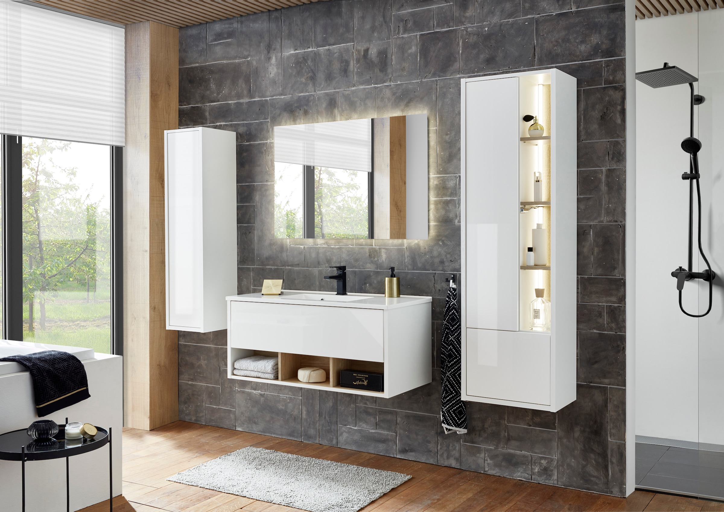Places of Style Badmöbel-Set »Studio Line, Bad im modernen Design, 4-teiliges Badezimmer«, (4 St.), Schrank, Waschtisch und Spiegel, in zwei Farben verfügbar, Stauraum
