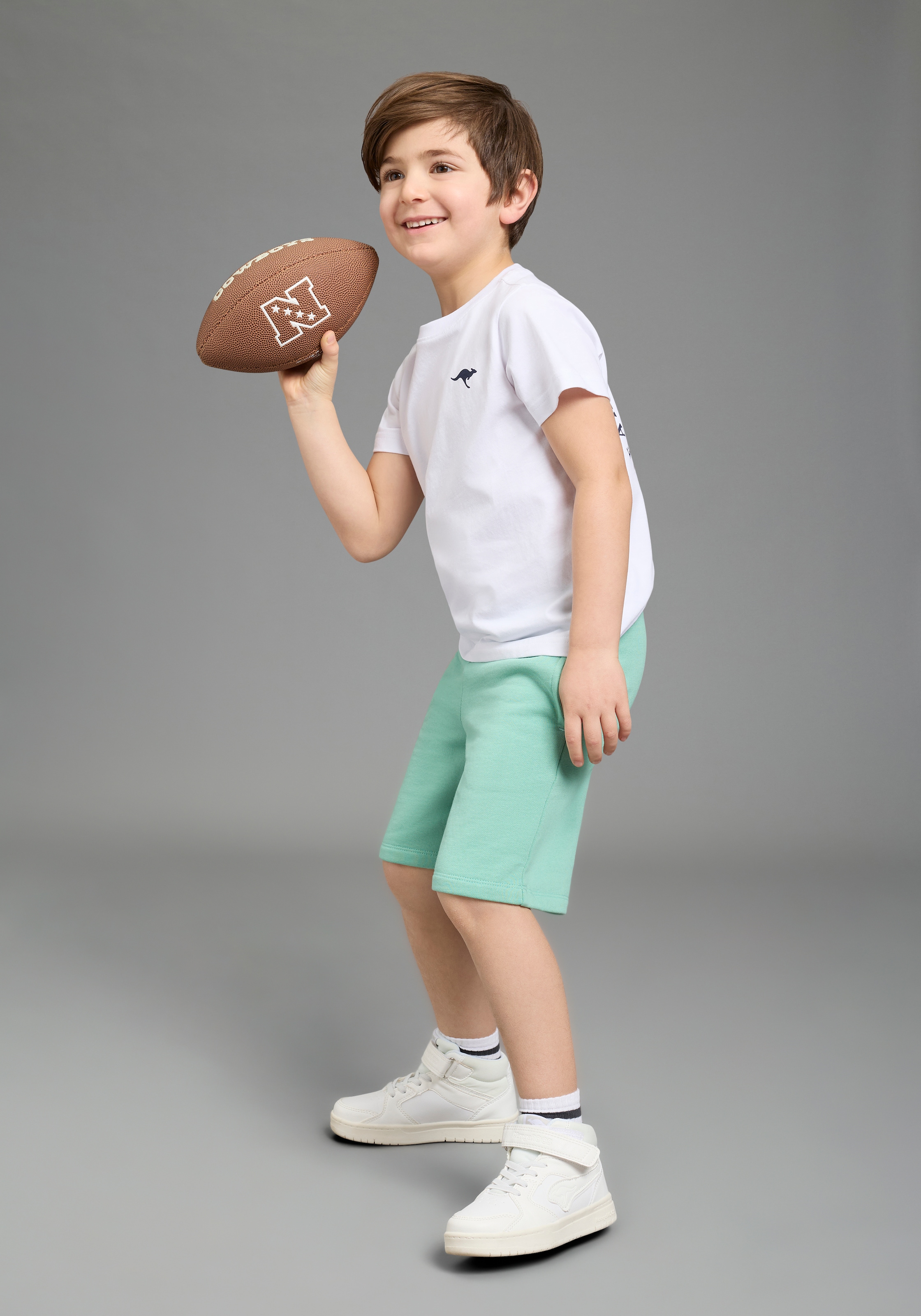 KangaROOS Sweatshorts »Kangaroos Sweatbermudas für Jungen«  gerade Beinform, mit Gummizug und Bindeband im Bund