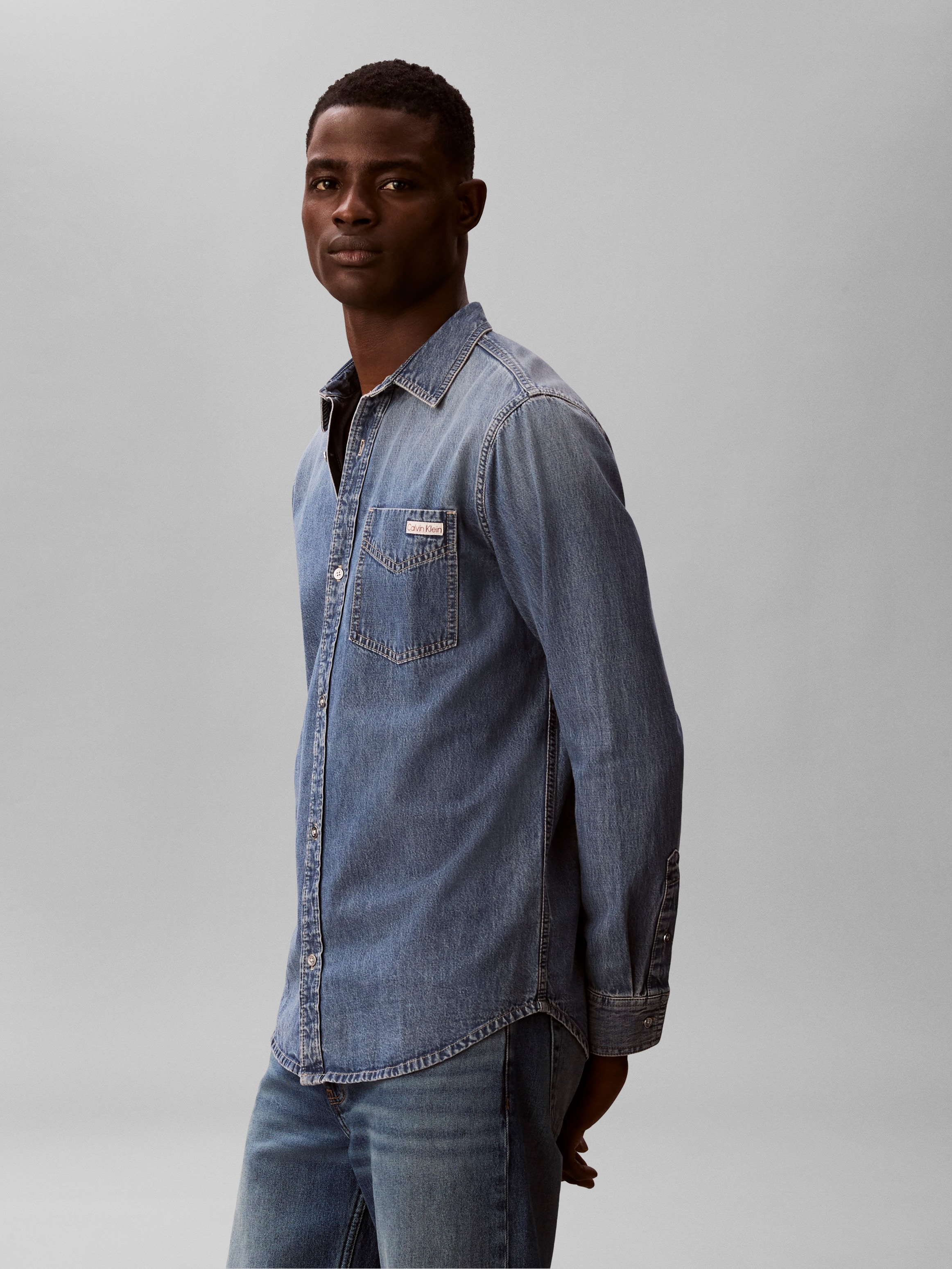 Calvin Klein Jeans Jeanshemd »VINTAGE INDIGO« Regular fit mit Rundhalsausschnitt