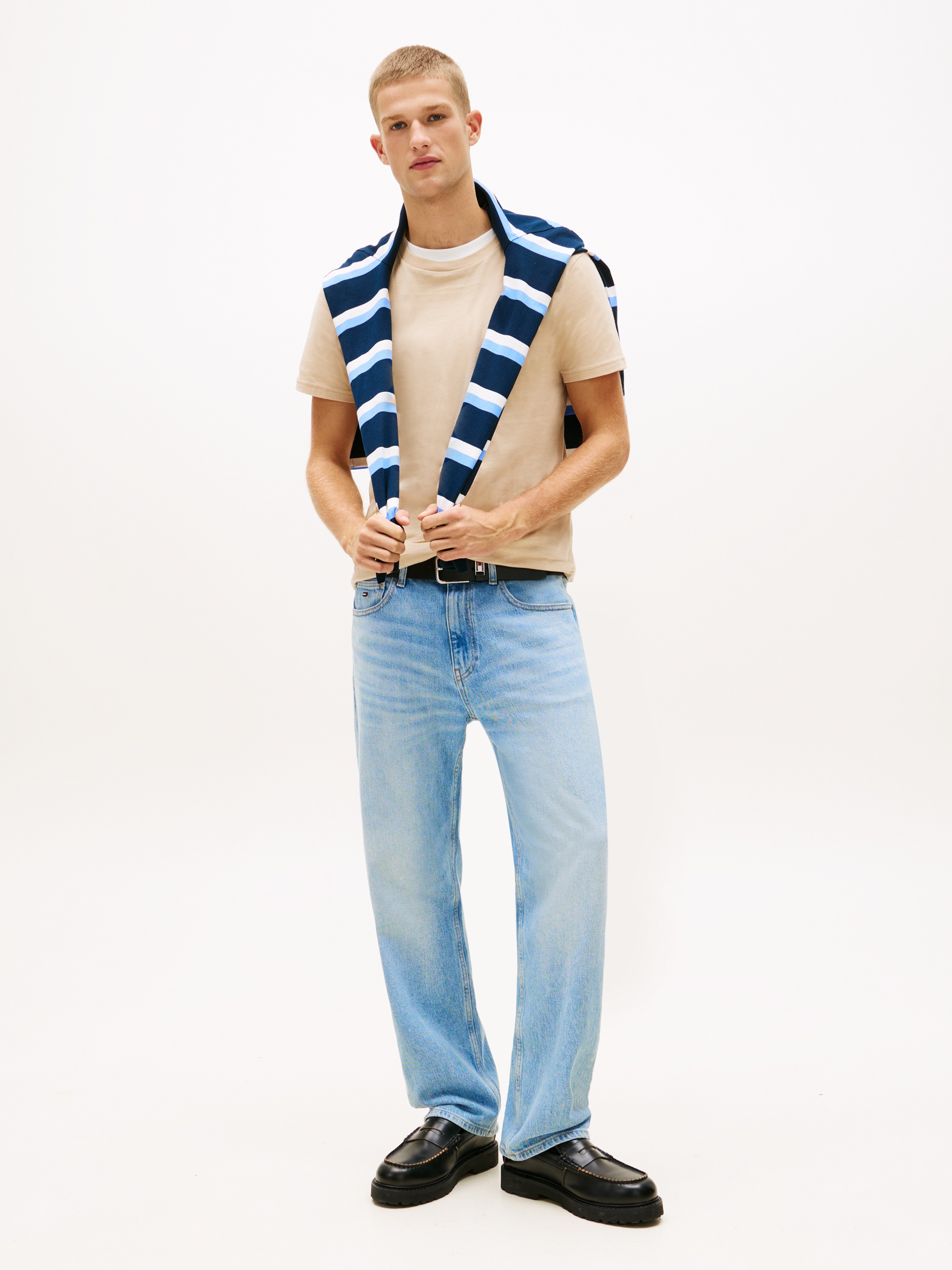 Tommy Jeans Rundhalsshirt »TJM XSLIM 2PACK JERSEY TEE EXT« Packung, 2er-Pack,  Logostickerei, 2Pack