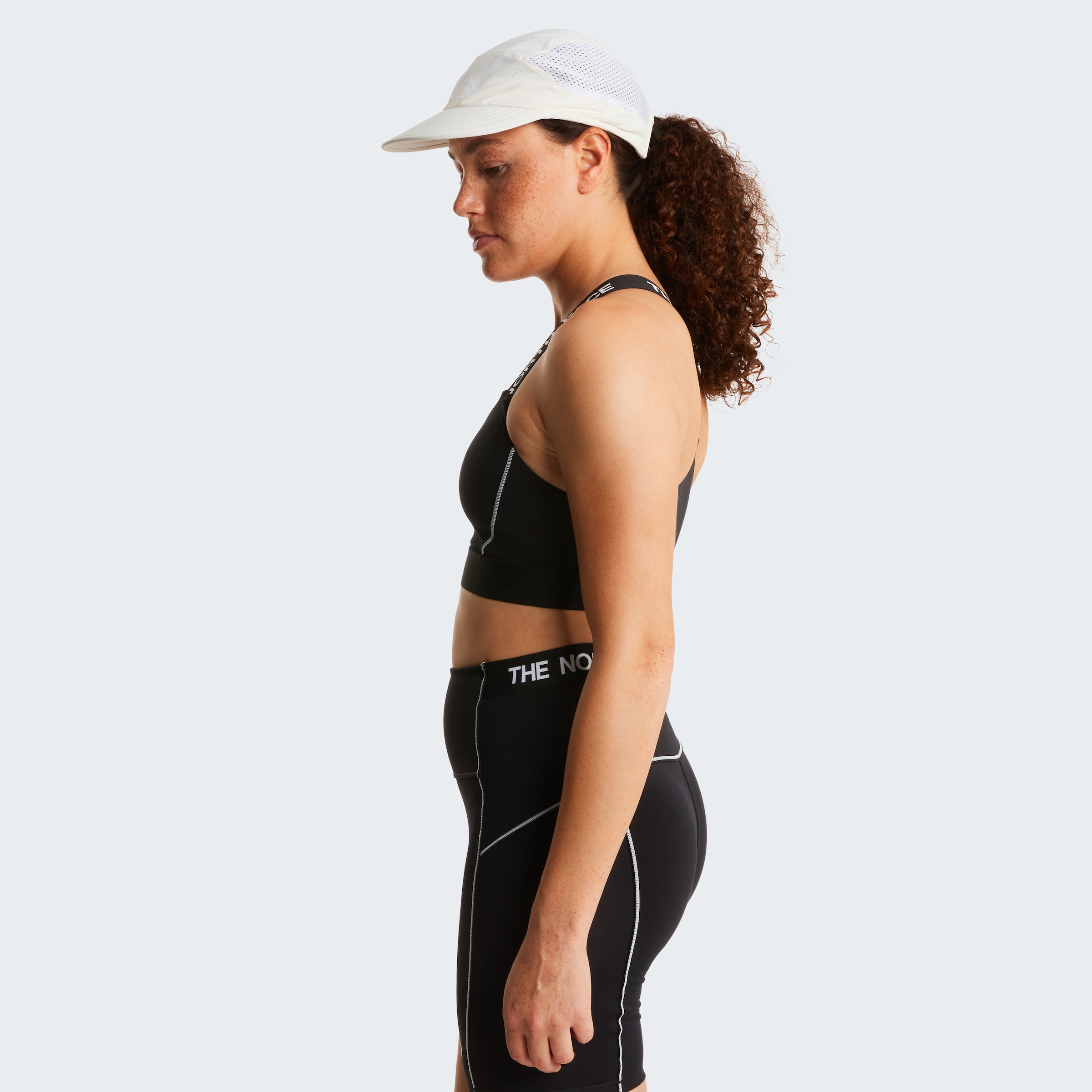 The North Face Sport-BH »W CAMBRENA BRA« für Fitness und Outdoor-Training, mit schweißableitendem FlashDry™