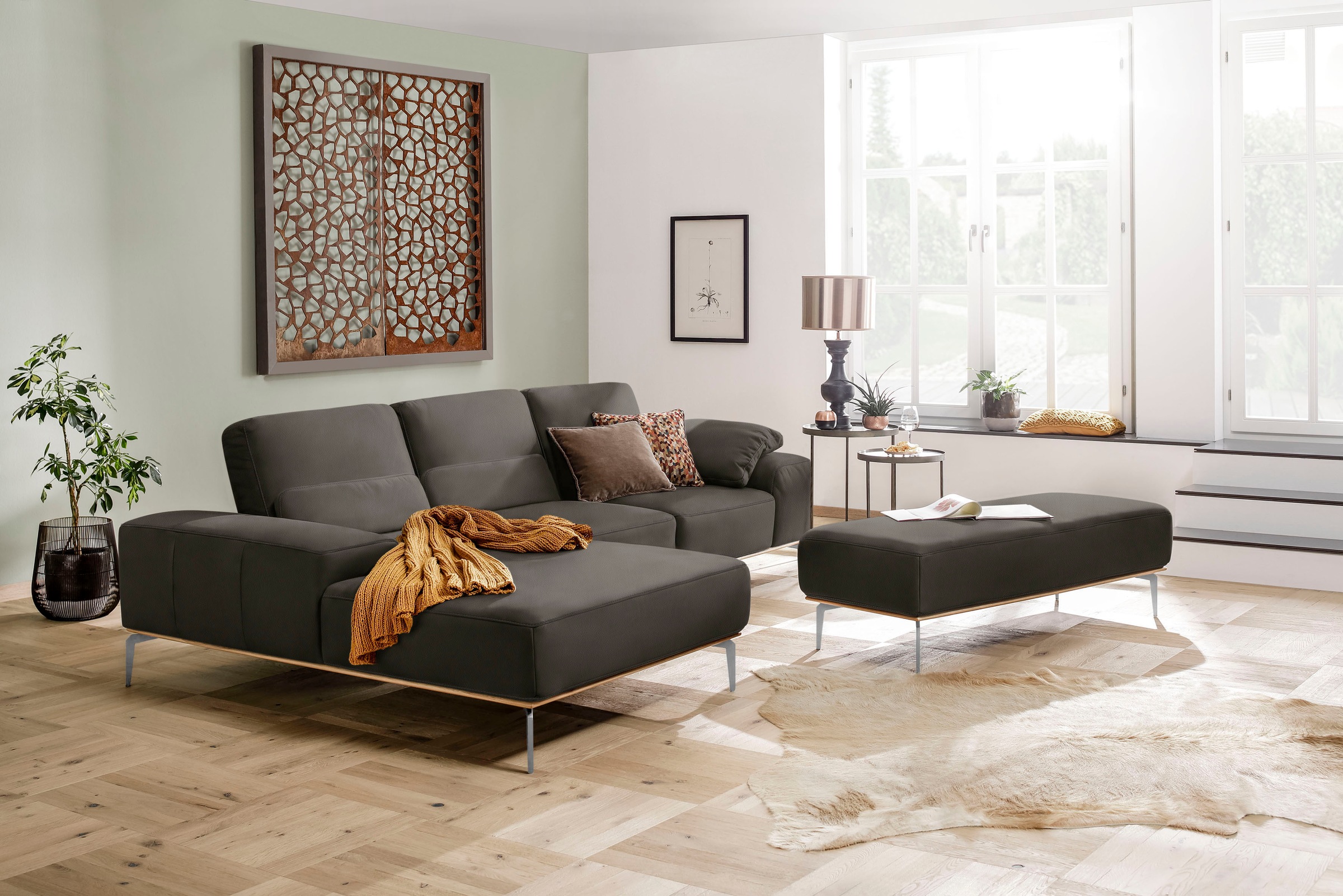 W.SCHILLIG Polsterhocker »run«, mit elegantem Holzsockel, Füße in Chrom glänzend, Breite 150 cm