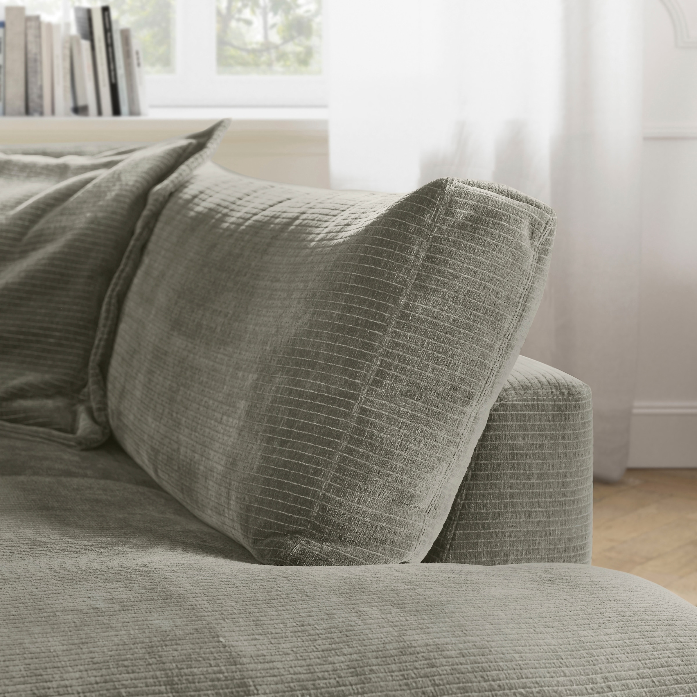 Musterring Ecksofa »Lucia«, mit großem Longchair, verschiedene Farben, B304 x T224 cm