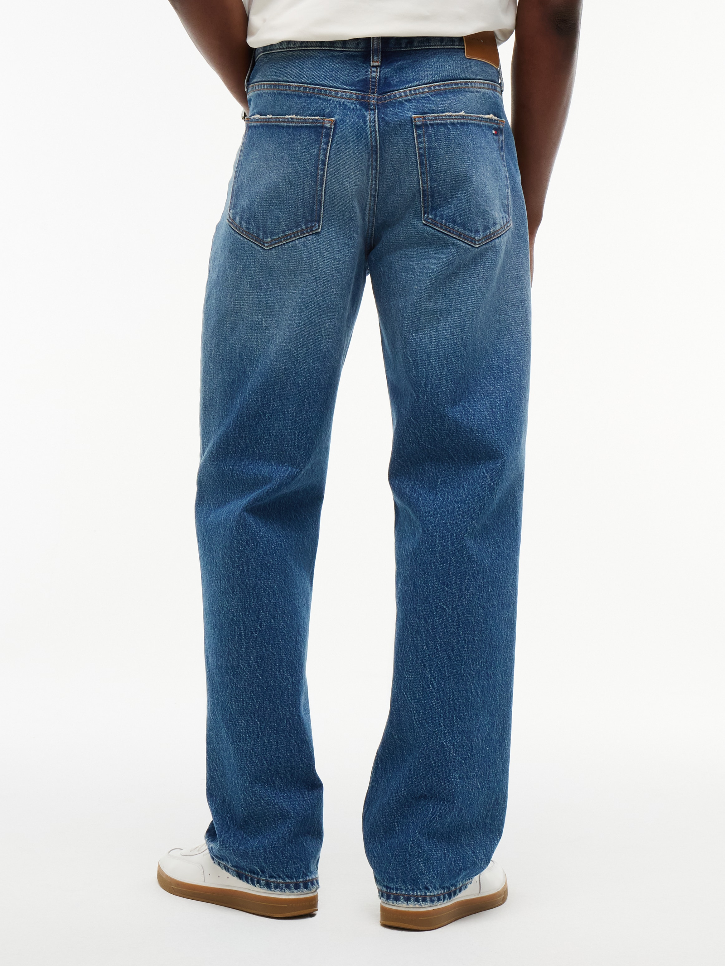 Tommy Hilfiger Straight-Jeans »RIVER RELAXED CHARLIE BLUE« aus Baumwoll-Denim, Relaxed Fit