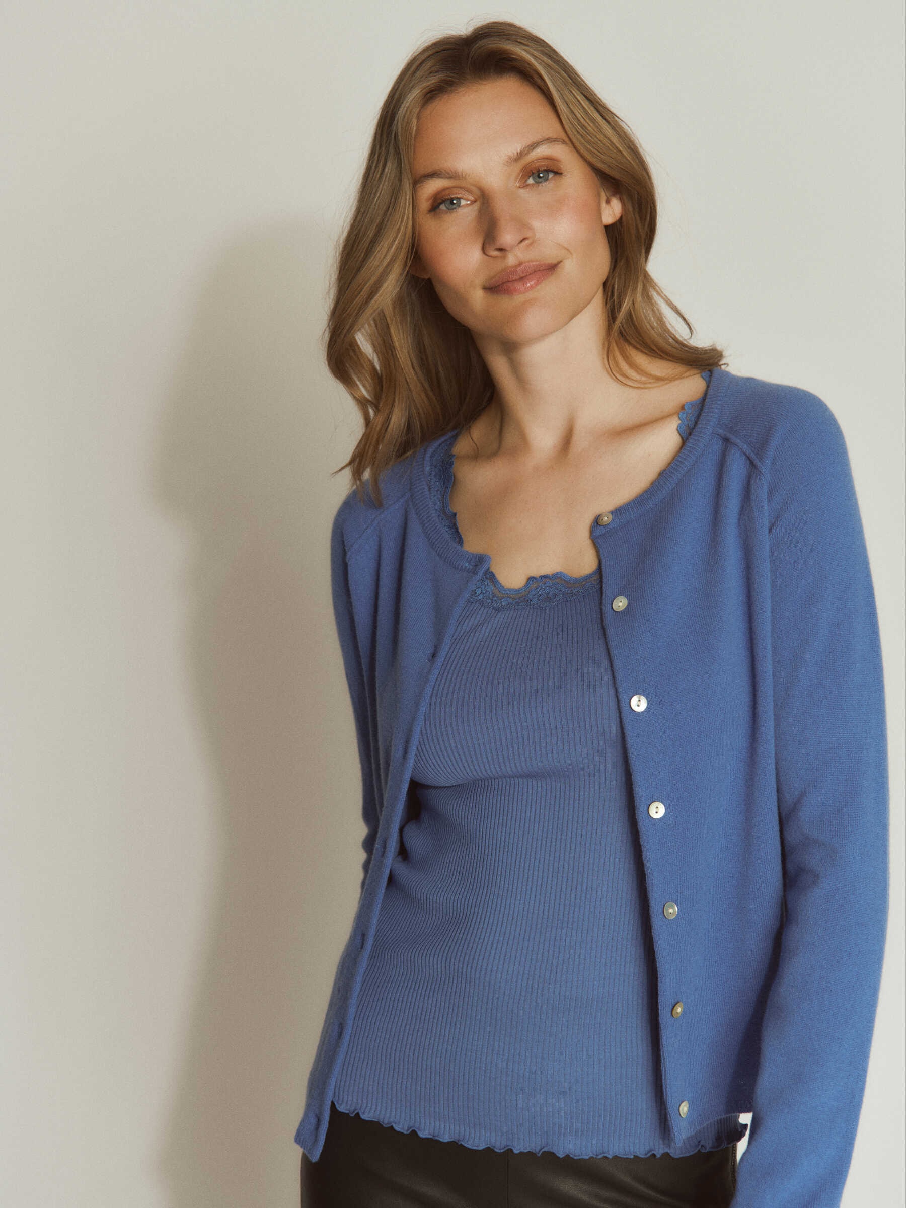 rosemunde Strickjacke »Laica cardigan« mit Rundhalsausschnitt, Woll-Kaschmir-Mix