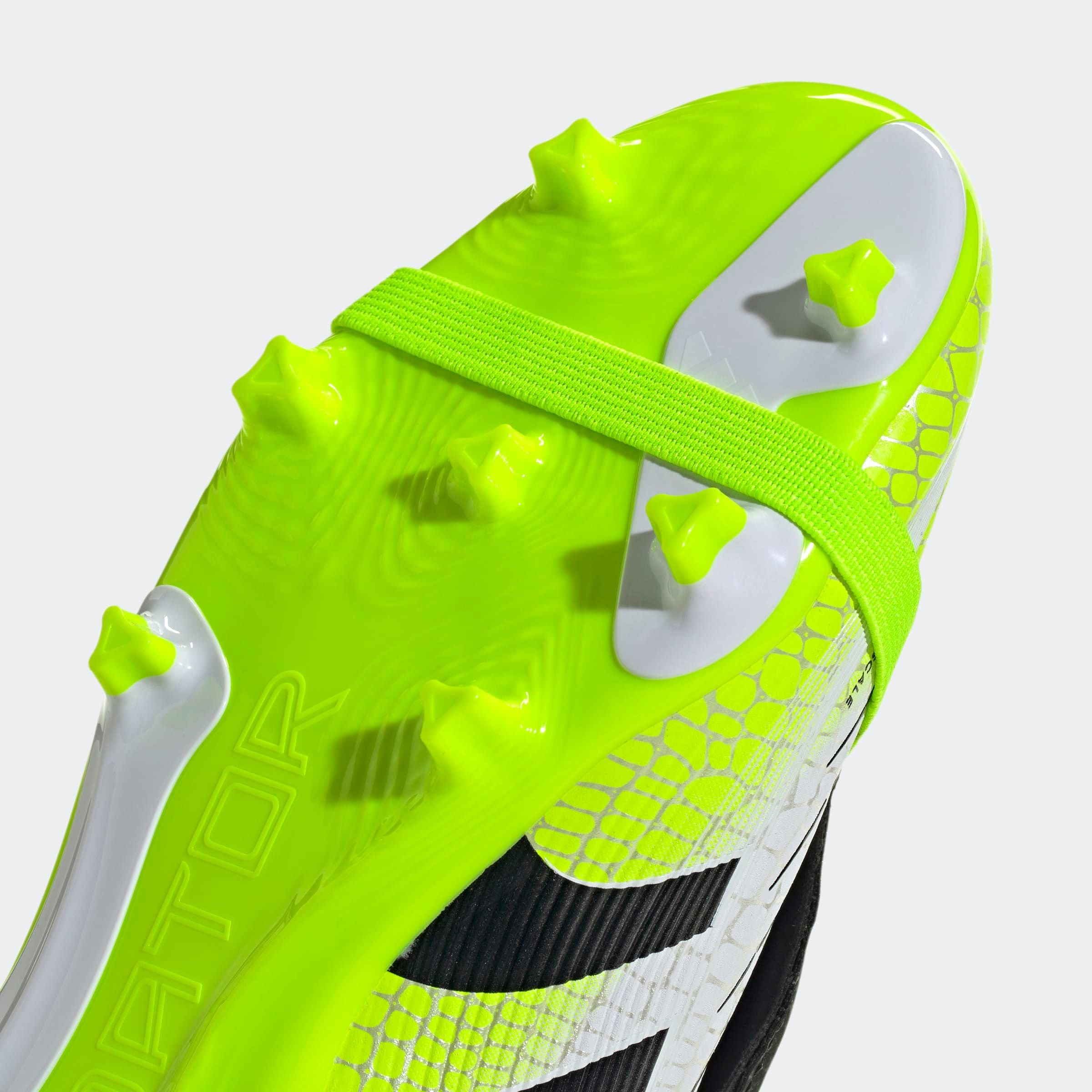 adidas Performance Fußballschuh »PREDATOR LEAGUE MIT UMSCHLAGBARER ZUNGE HART- UND ASCHENPLÄTZE KINDER«, geeignet für Rasen- und Kunstrasenplätze