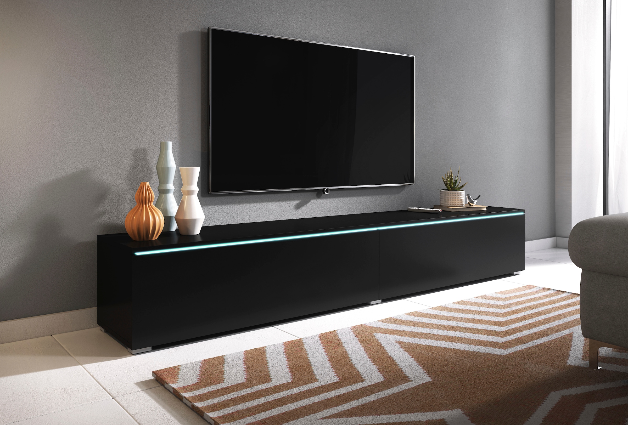 INOSIGN Lowboard »LOWBOARD VERA, wahlweise mit oder ohne Beleuchtung«, Modernes griffloses TV-Board, 180 cm TV-Schrank, stehend und hängend