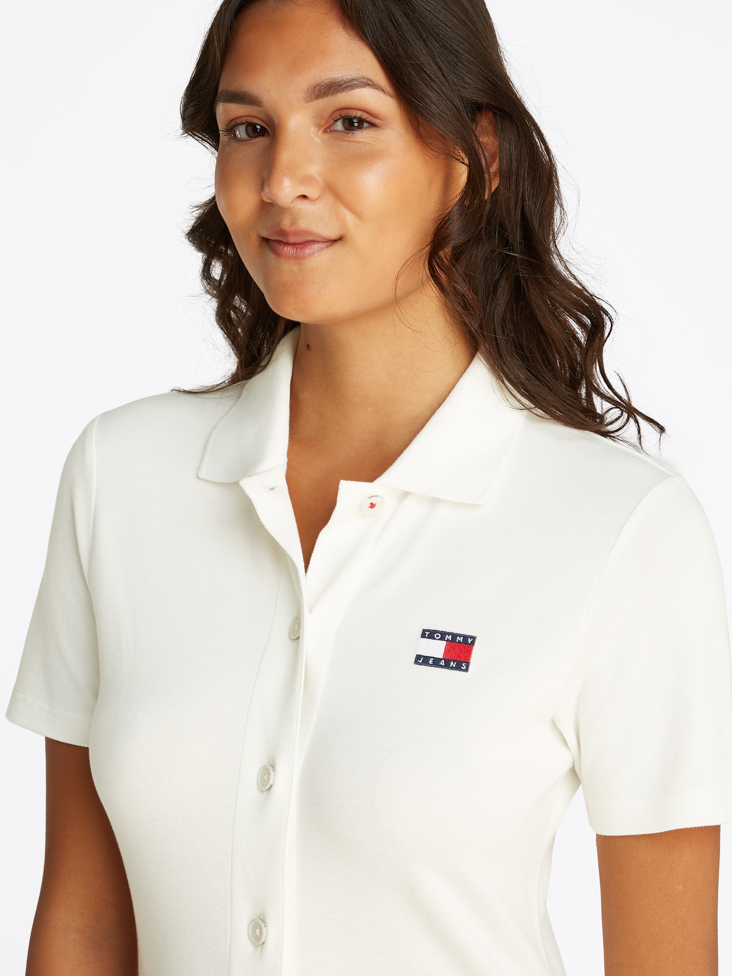 Tommy Jeans Polokleid »TJW BADGE PIQUE POLO DRESS«, mit Logo-Badge