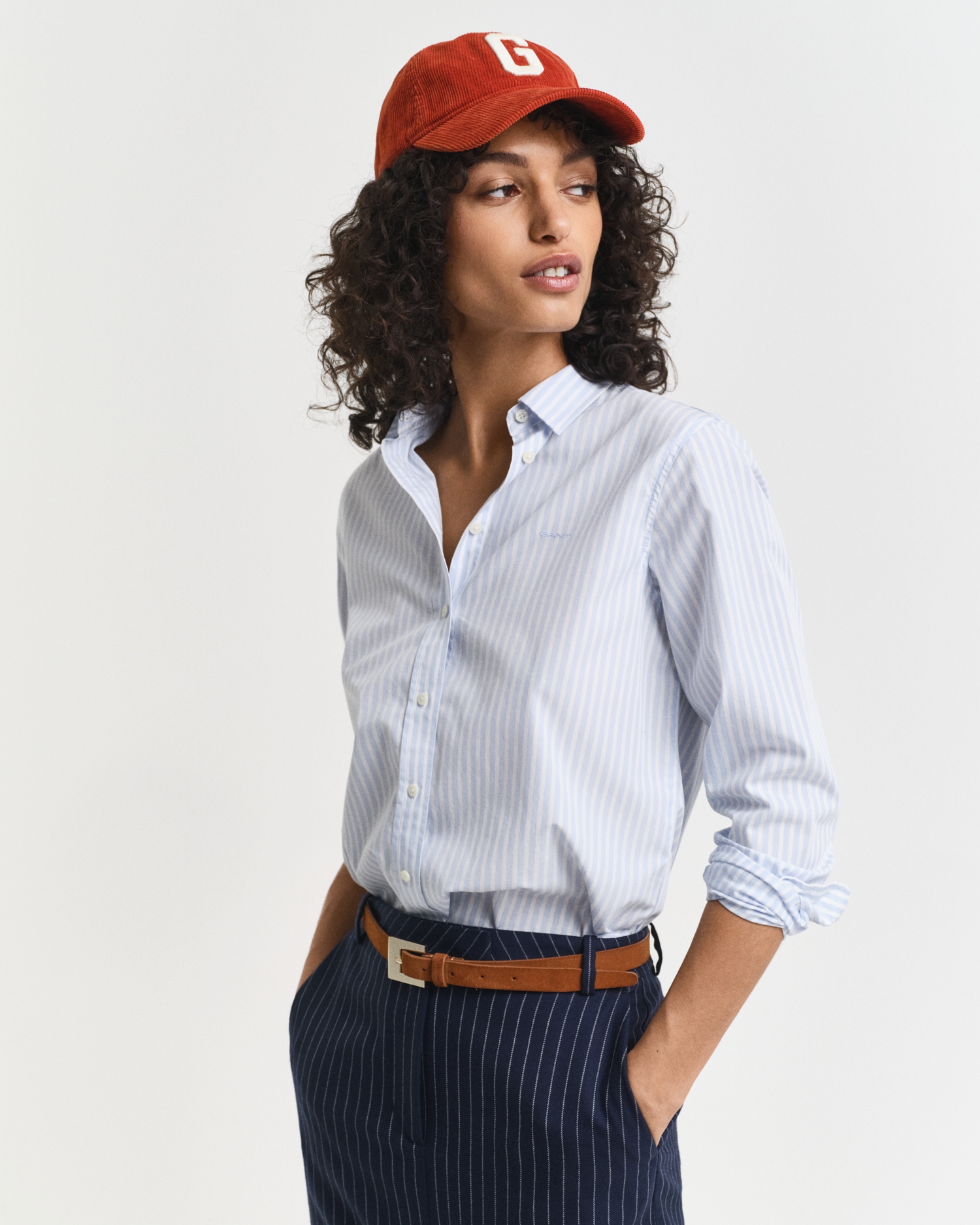 Gant Hemdbluse »REG POPLIN STRIPED SHIRT«, mit einer kleinen Logostickerei auf der Brust