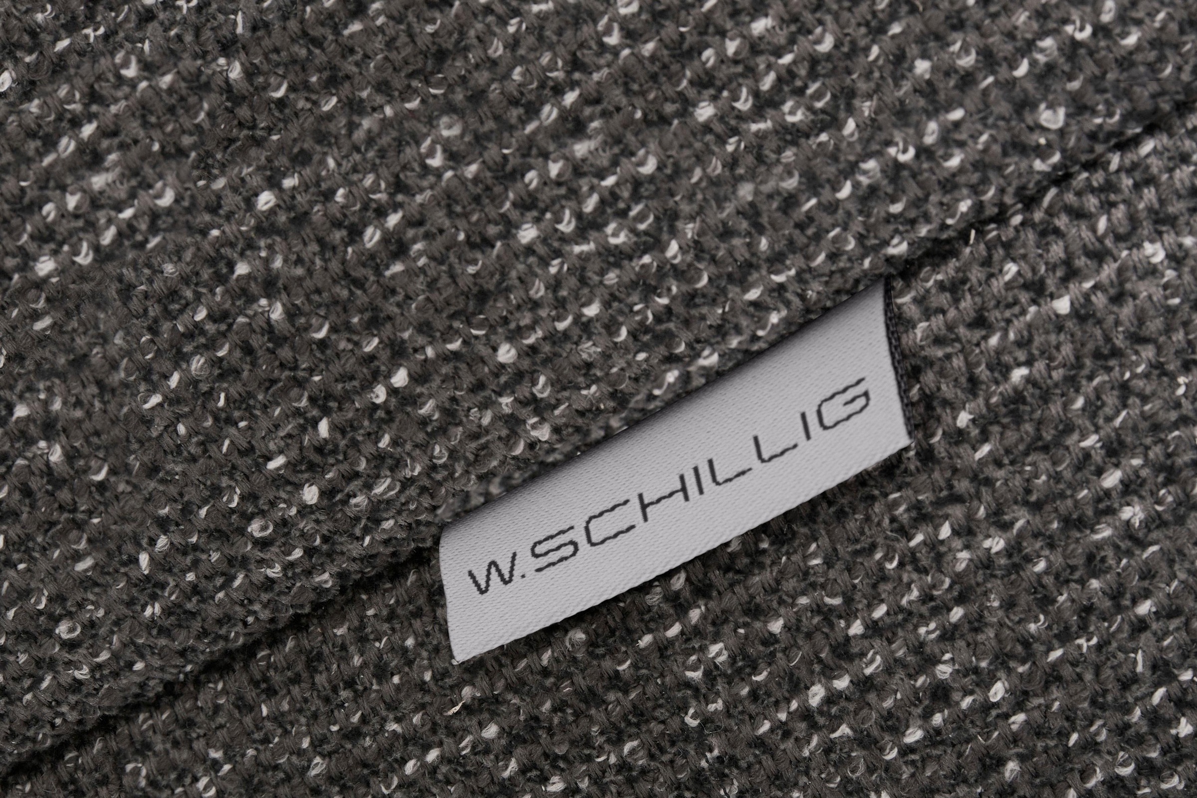 W.SCHILLIG 2,5-Sitzer »finn«, German Design Award 2016, Fußgestell Nussbaum natur, Breite 230 cm
