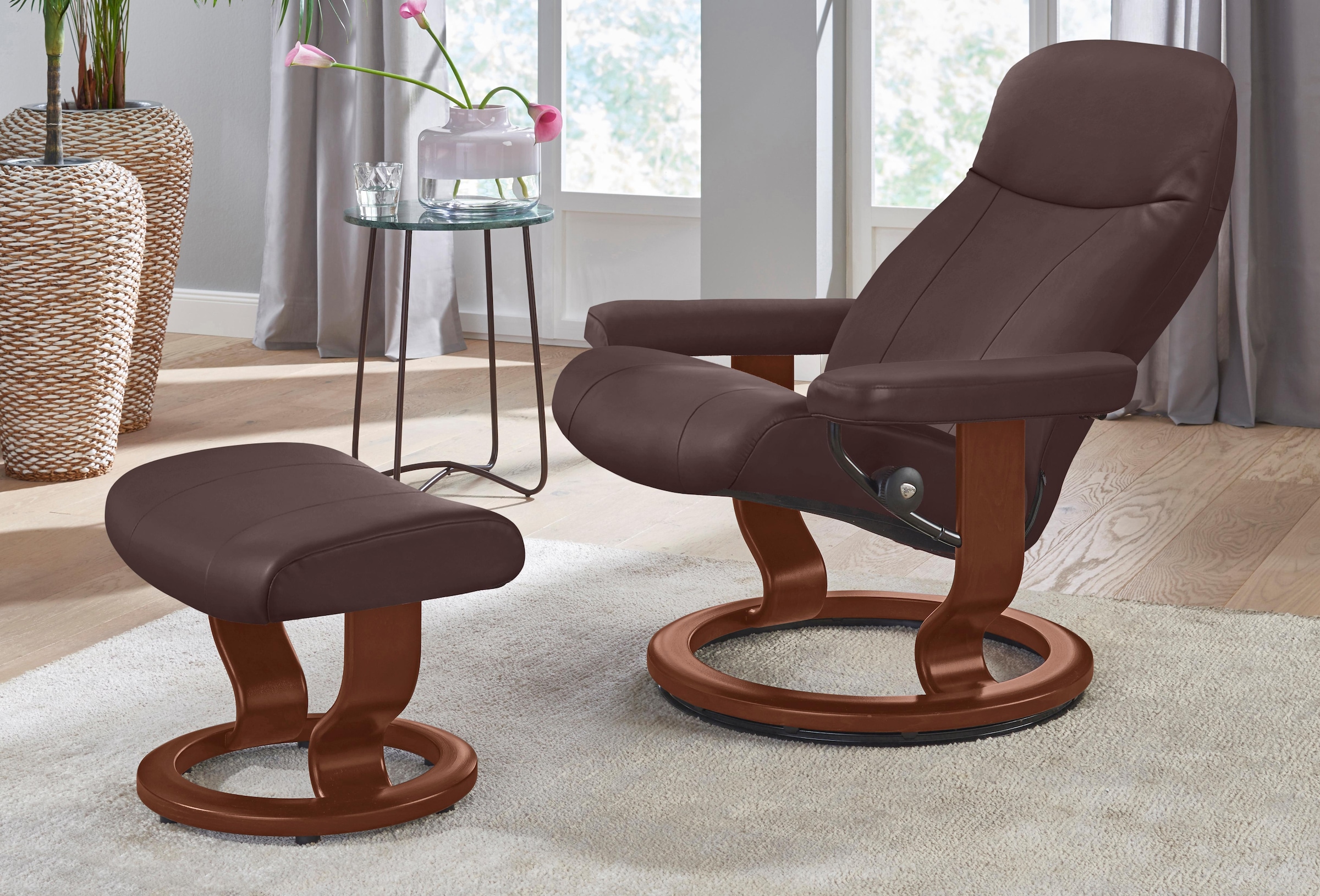 Stressless® Relaxsessel »Garda«, (Set, Relaxsessel mit Hocker), mit Hocker, mit Classic Base, Größe M, Gestell Braun