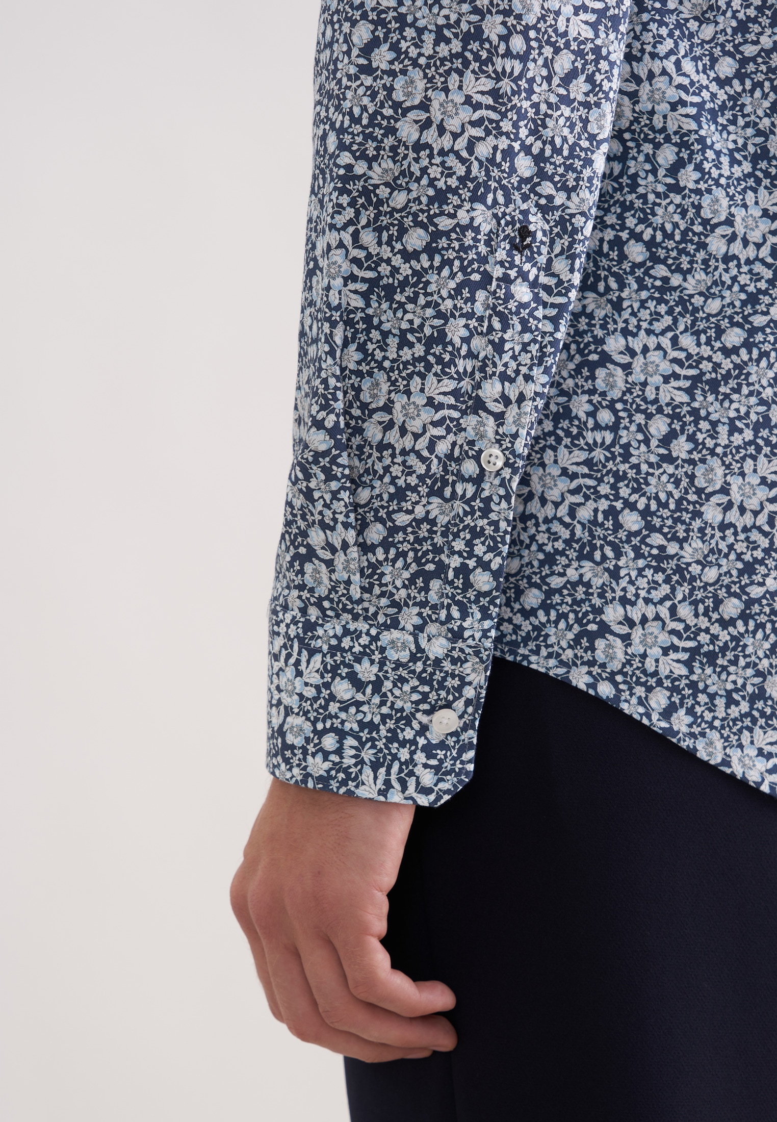 seidensticker Businesshemd »Schwarze Rose« Slim 1/1 Kentkragen Druck