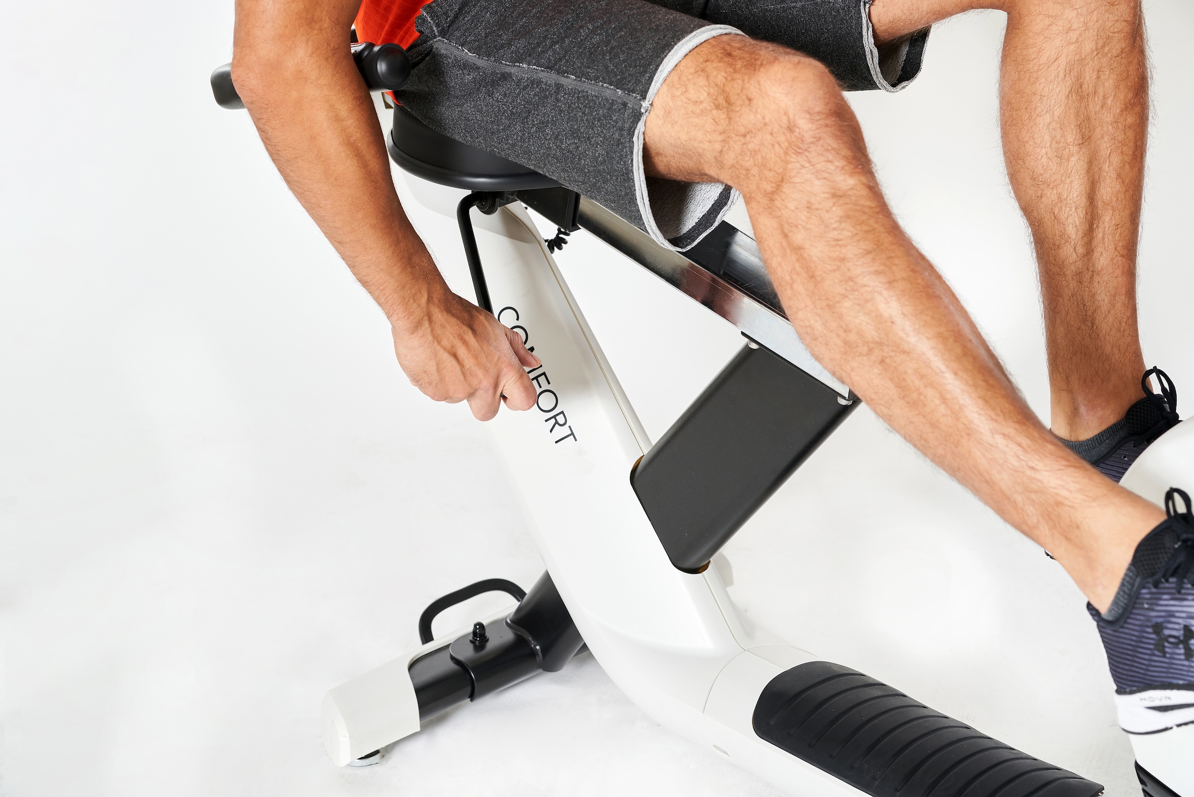 Horizon Fitness Ergometer »Comfort R8.0«, Schwungmasse ca. 7 kg, 30 Widerstandsstufen