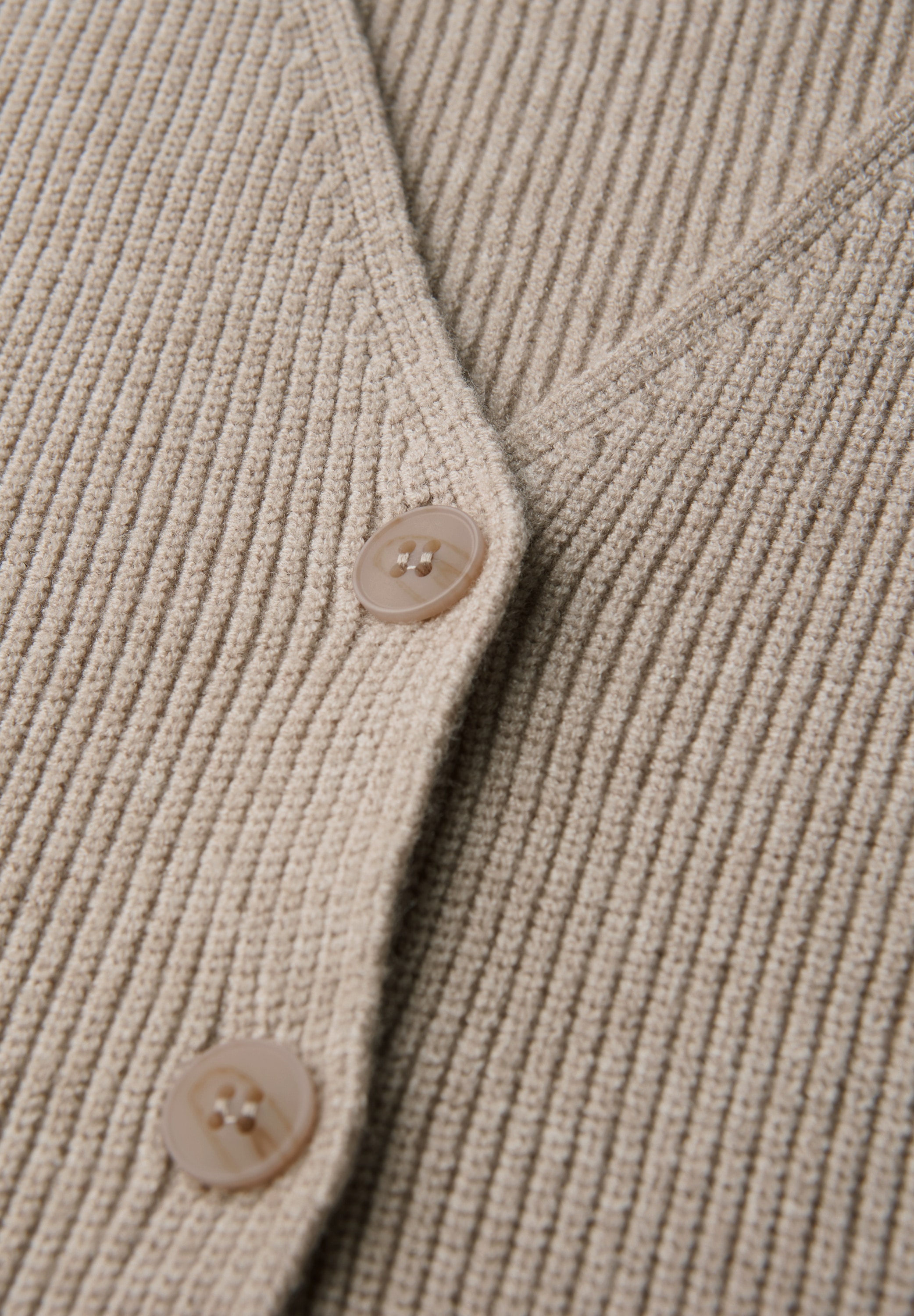 STREET ONE Strickweste, in Ripp-Optik und mit Knopfleiste