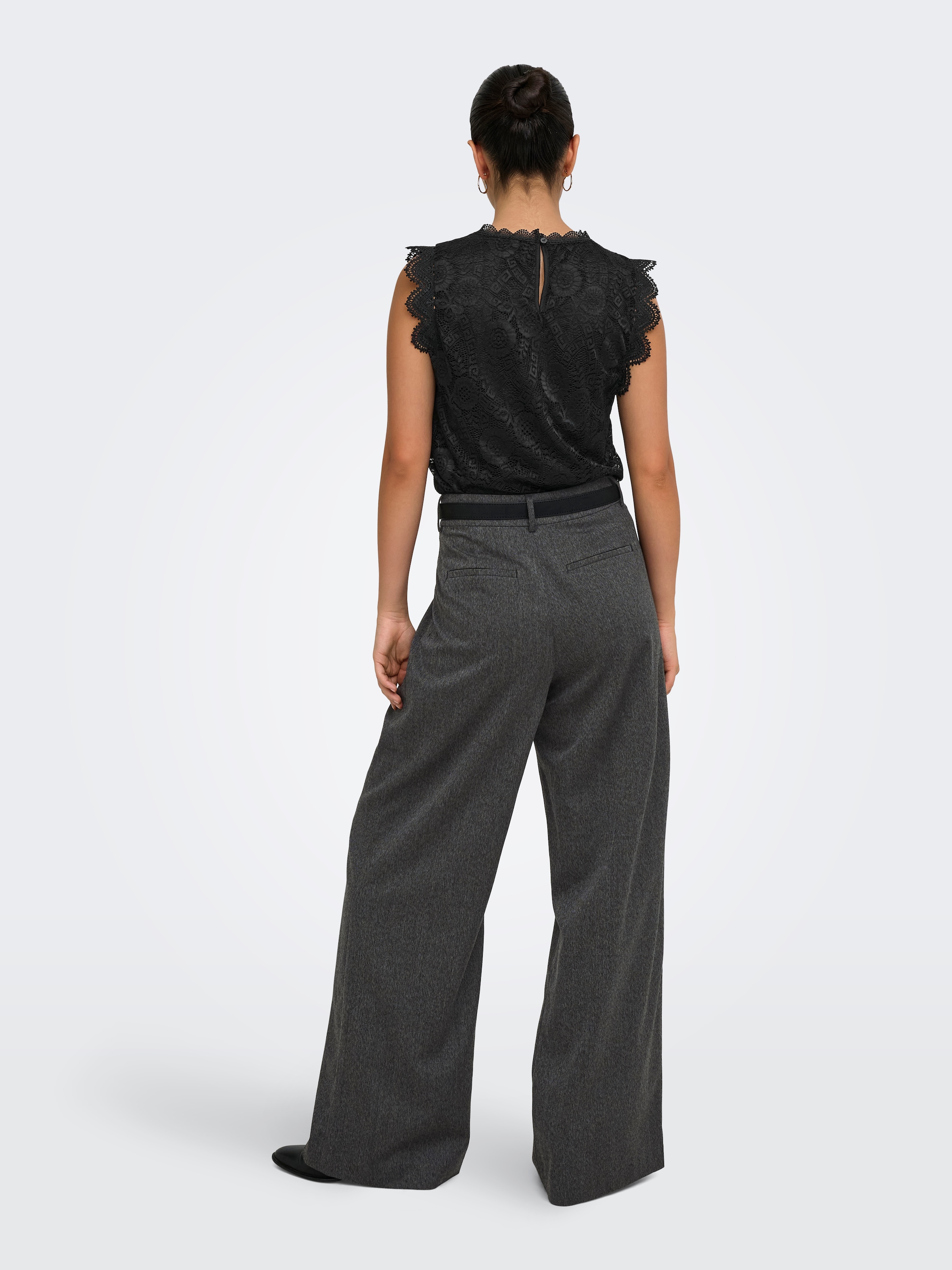ONLY Spitzentop »ONLSINE S/L LACE TOP CS JRS« Materialmix, regular fit, Rundhals
