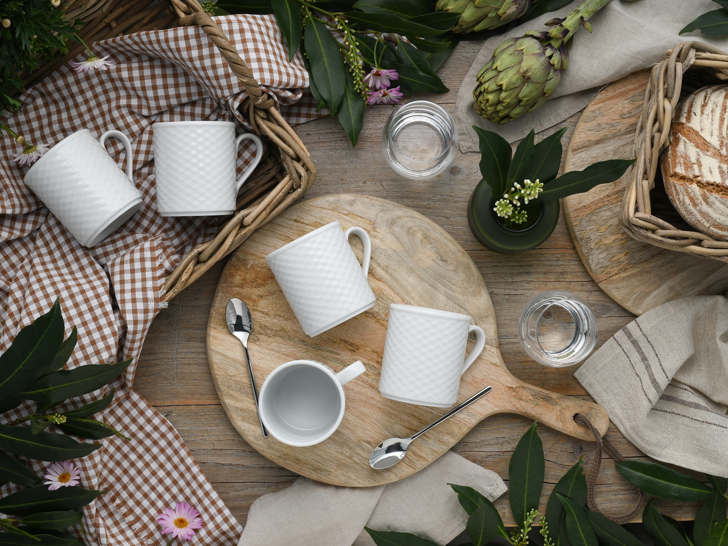 CreaTable Becher »Polo Weiss, Kaffeebecher 6-tlg« Strahlendes Weiß, Klassischer Manufakturstil, Ausdrucksstarkes Relief
